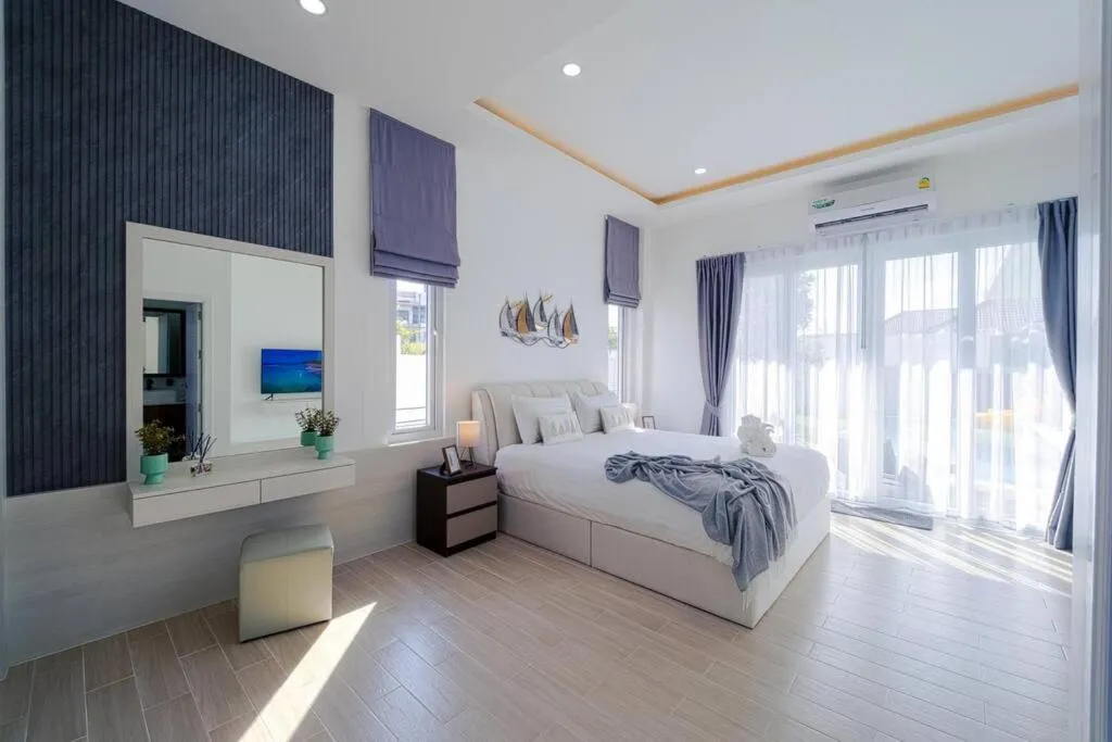 Bed in Private Modern 3 Bedroom Pool Villa! AV1