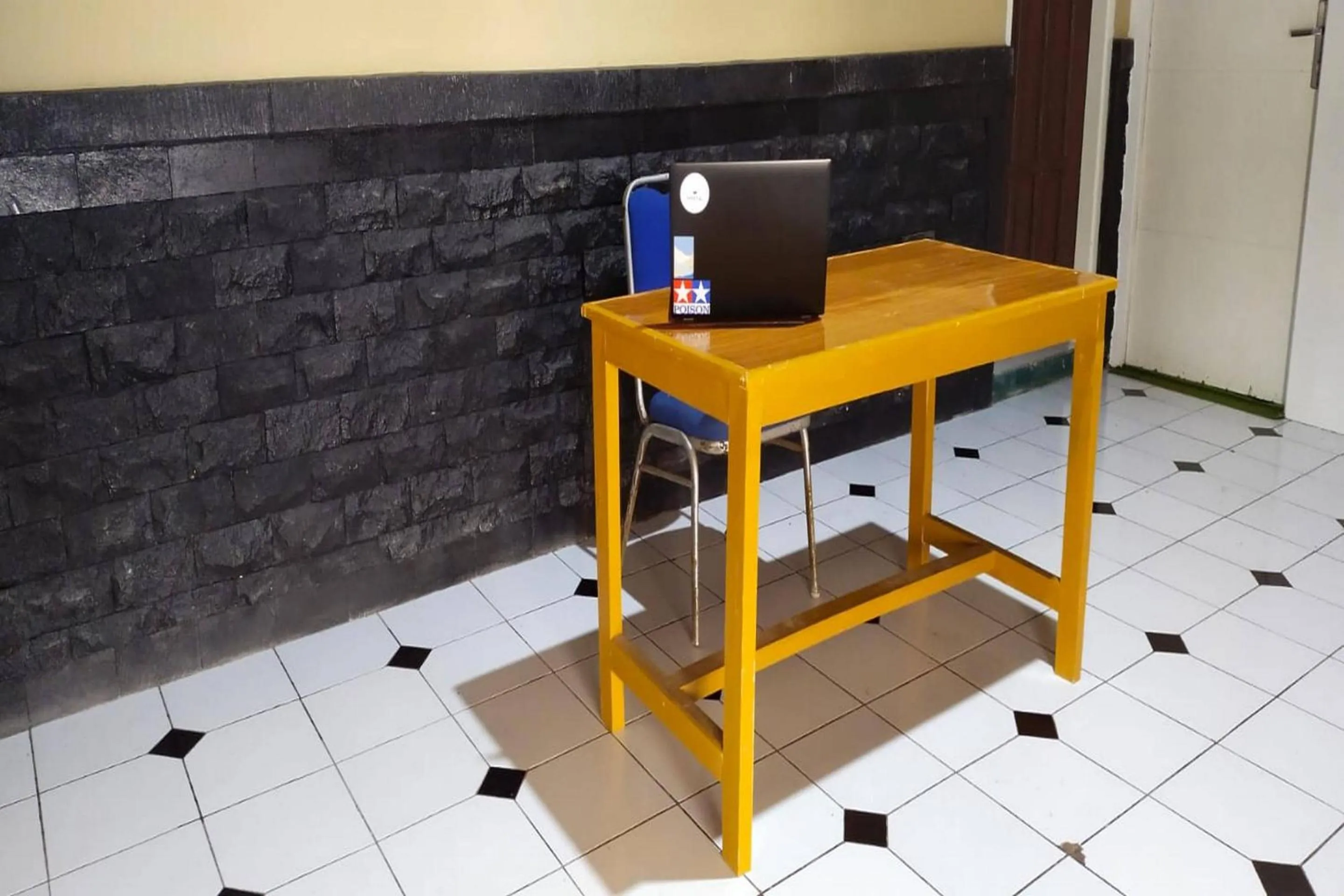 Lobby or reception in Hotel O Guest House Zidan 21