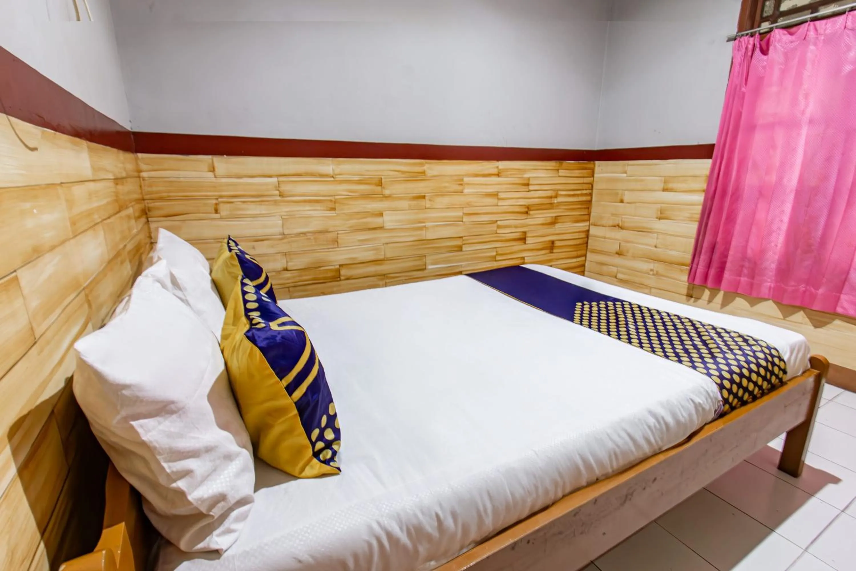 Bedroom, Bed in Hotel O De Lanang Homestay Near Masjid Janapria