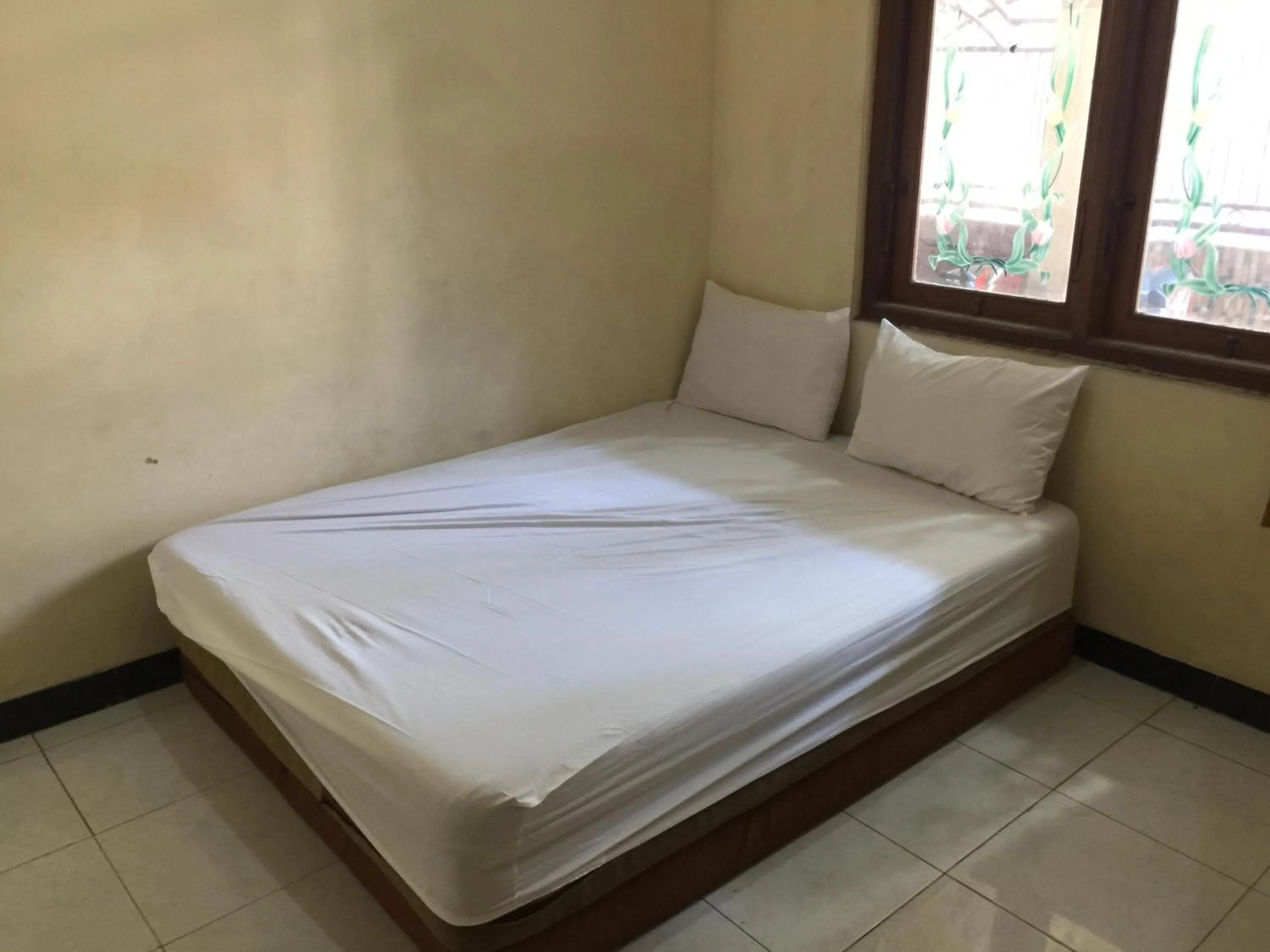 Bedroom, Bed in Hotel O Homestay Puri Indah SyariahNearBandara Internasional Juanda