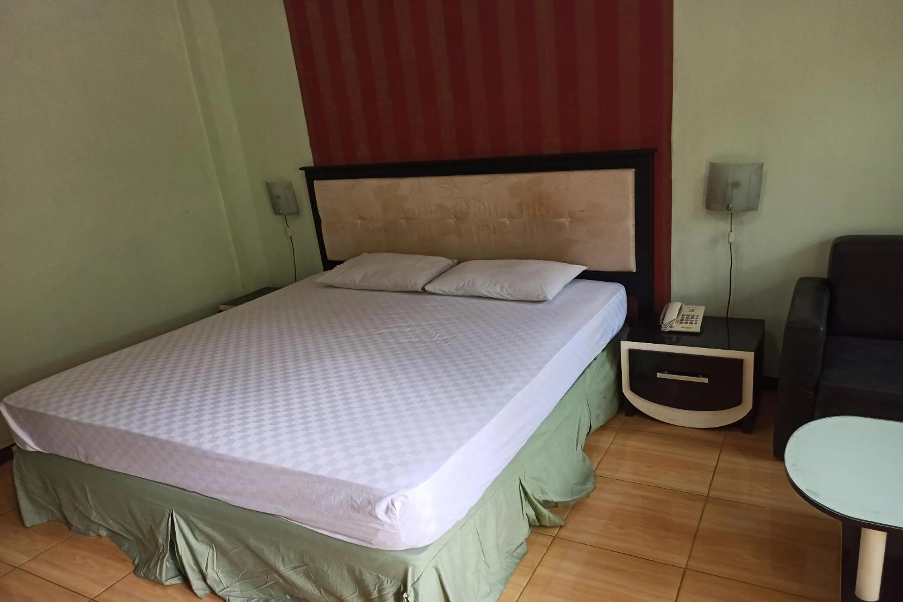 Bedroom, Bed in Hotel O Umbuy Homestay NearKetupat Kandangan Haji Irus