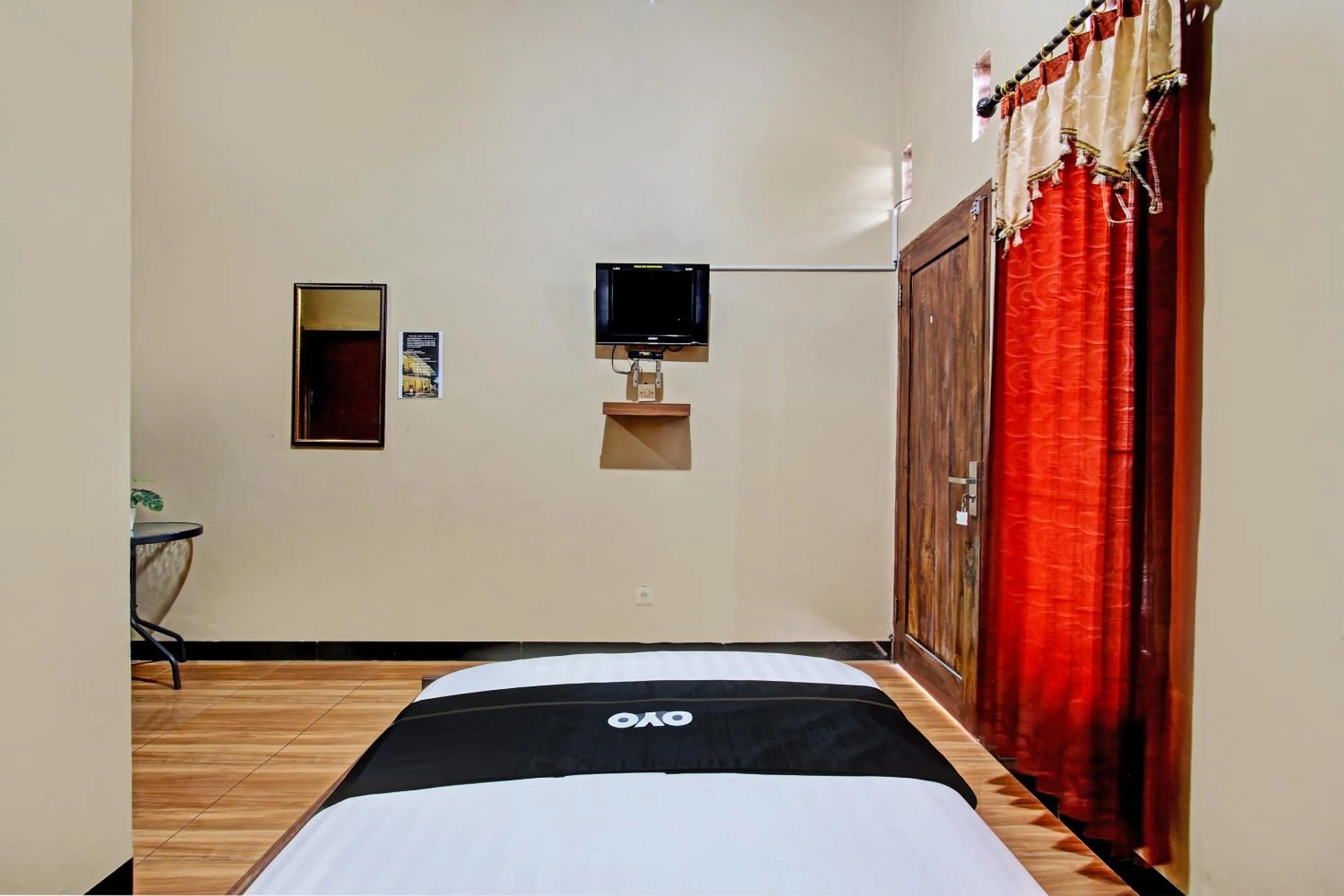 Bedroom in Capital O 93533 Griya Denok