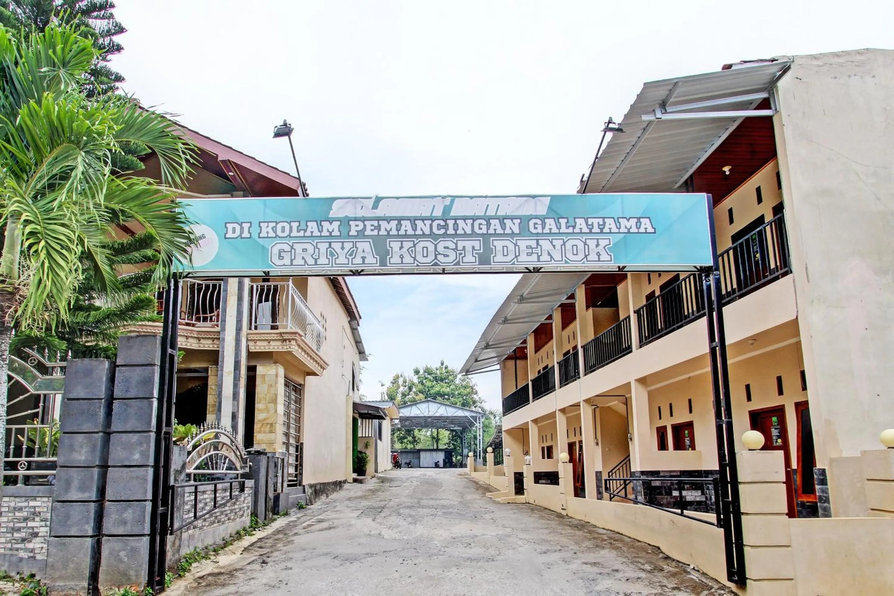 Facade/entrance in Capital O 93533 Griya Denok