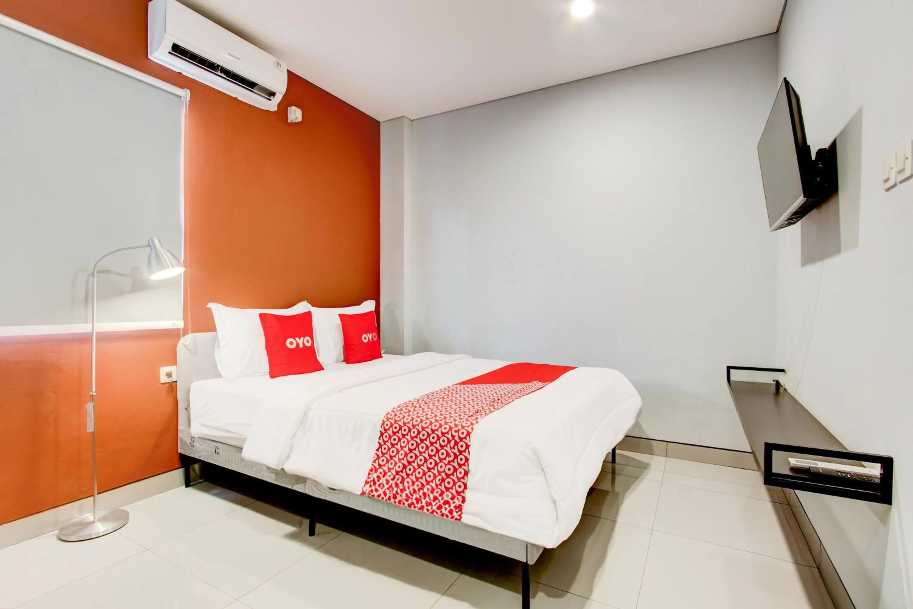 Bedroom, Bed in Hotel O Rubina Syariah Hotel