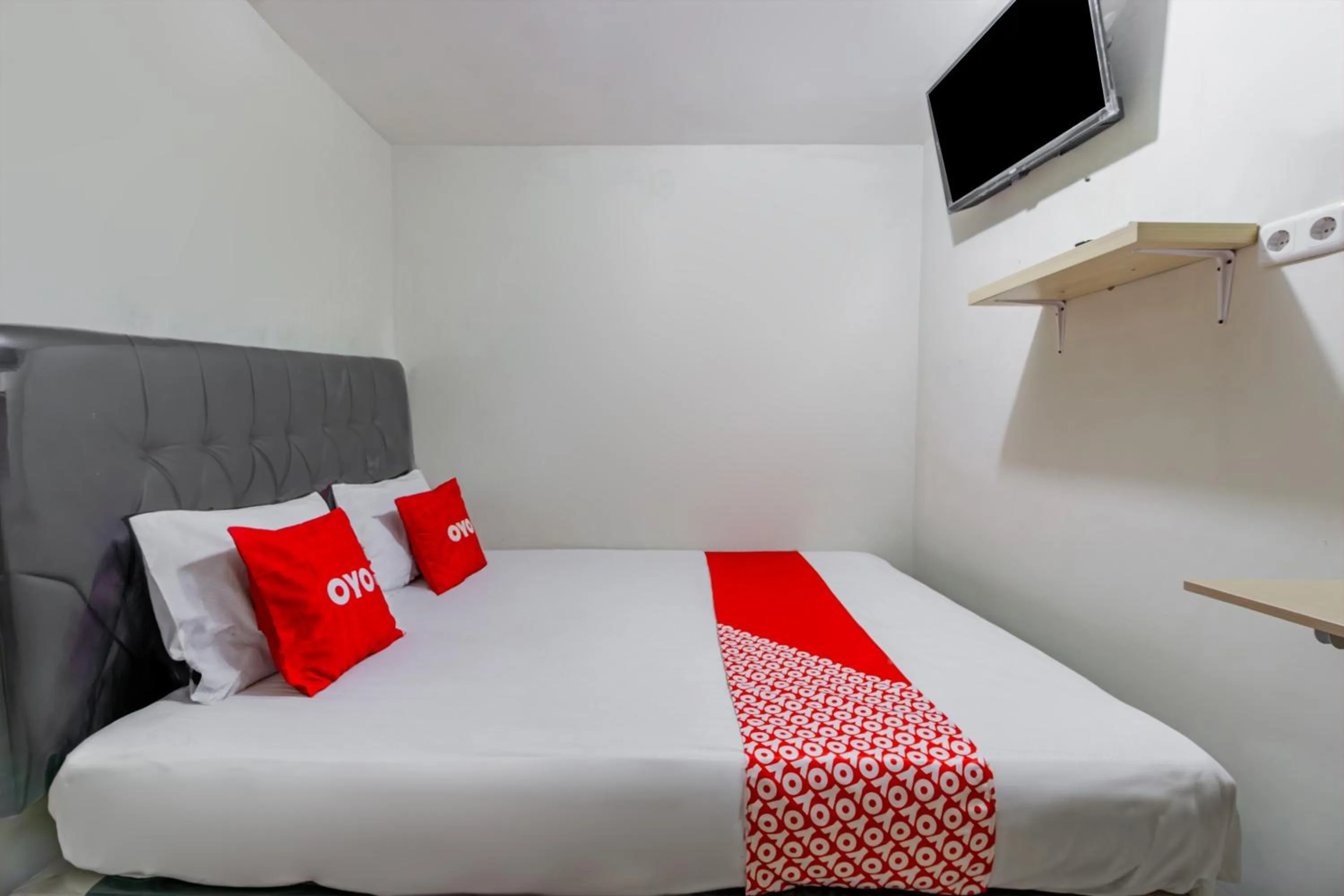 Bedroom in OYO 93526 Homely Syariah