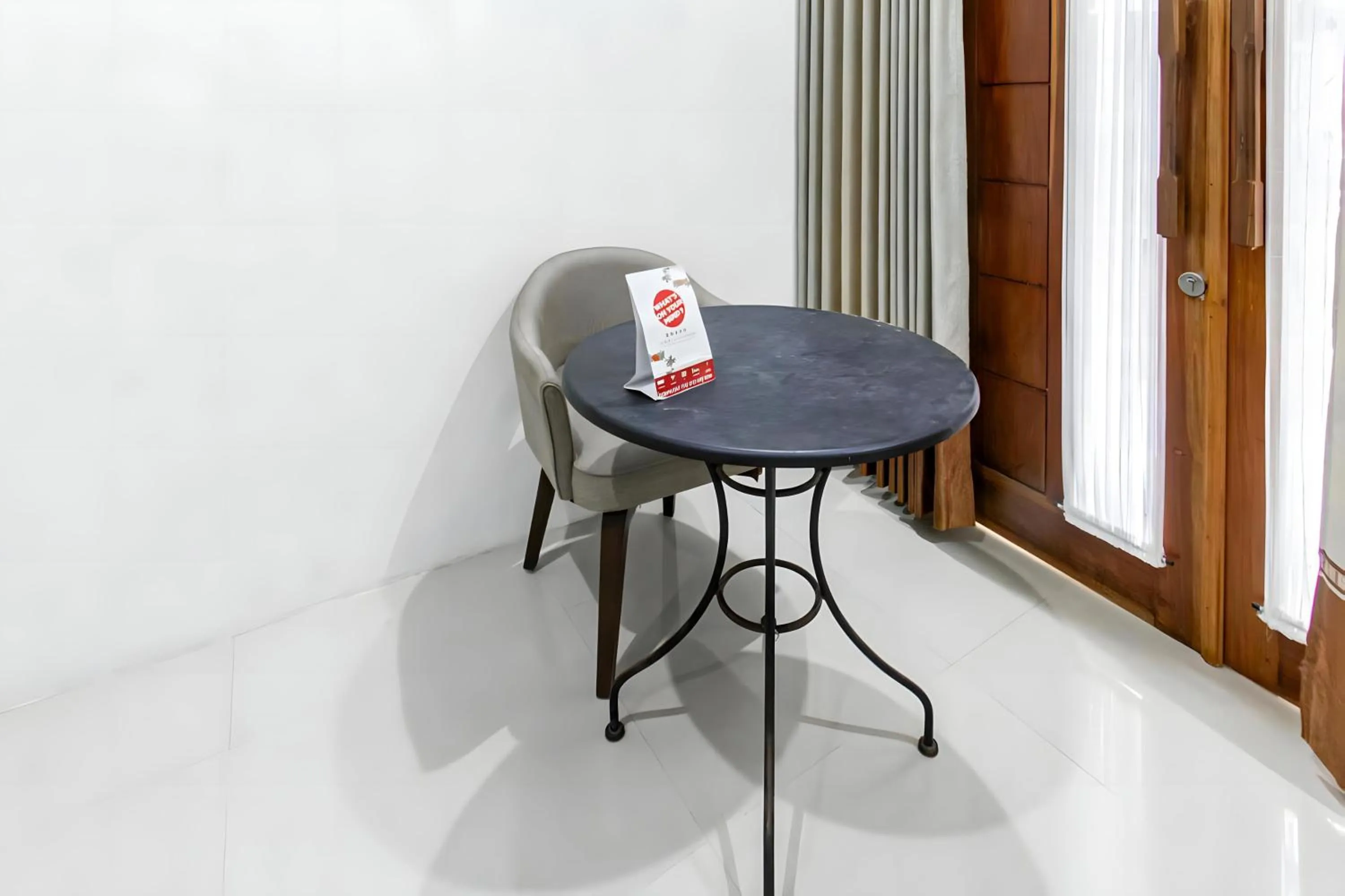 Lobby or reception in Hotel O Kebun Manis Homestay Near Lapangan Bola Volly Batu Kumbung