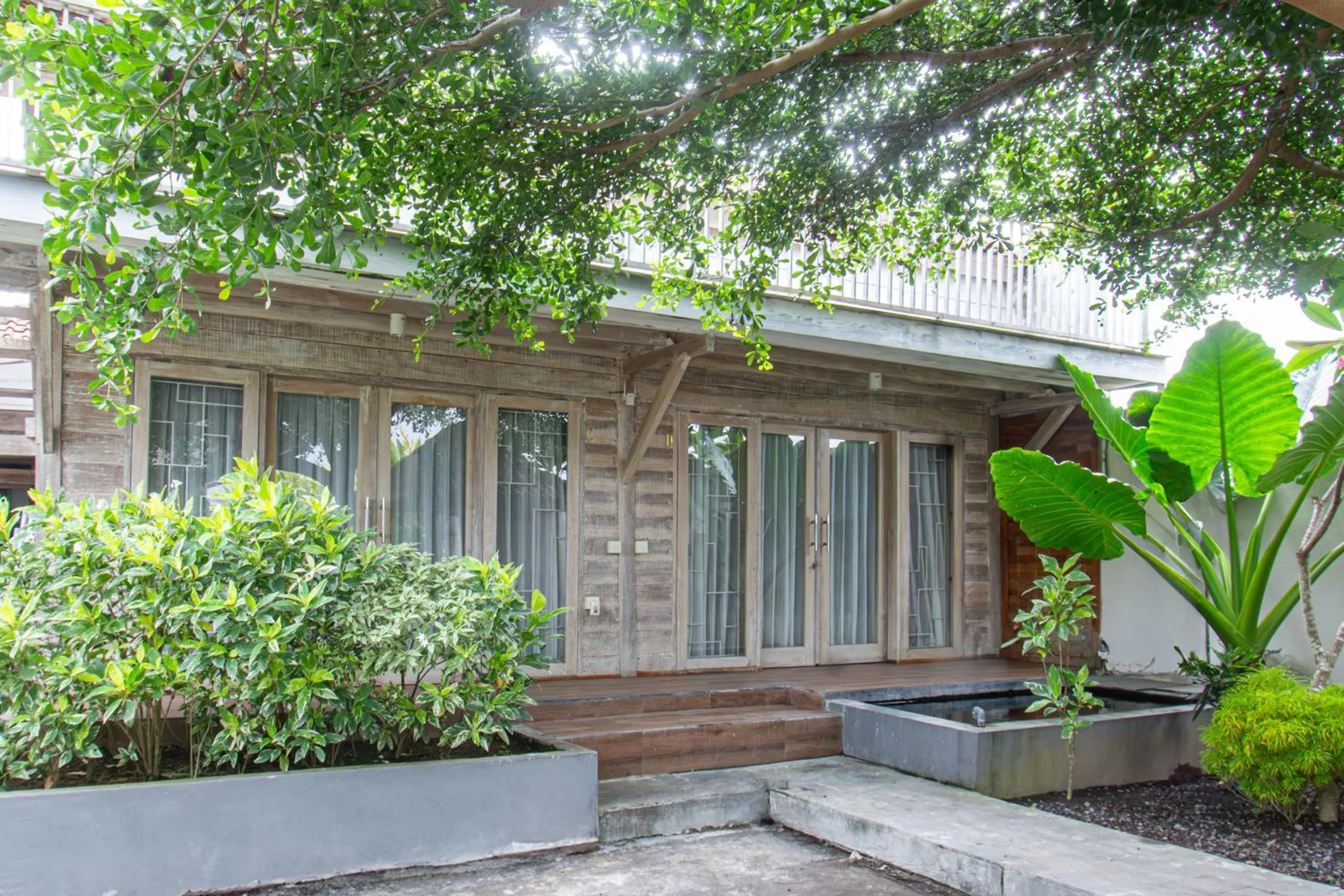Facade/entrance in Hotel O Bale Jiwan Mukti Narmada Near SMA NW NARMADA