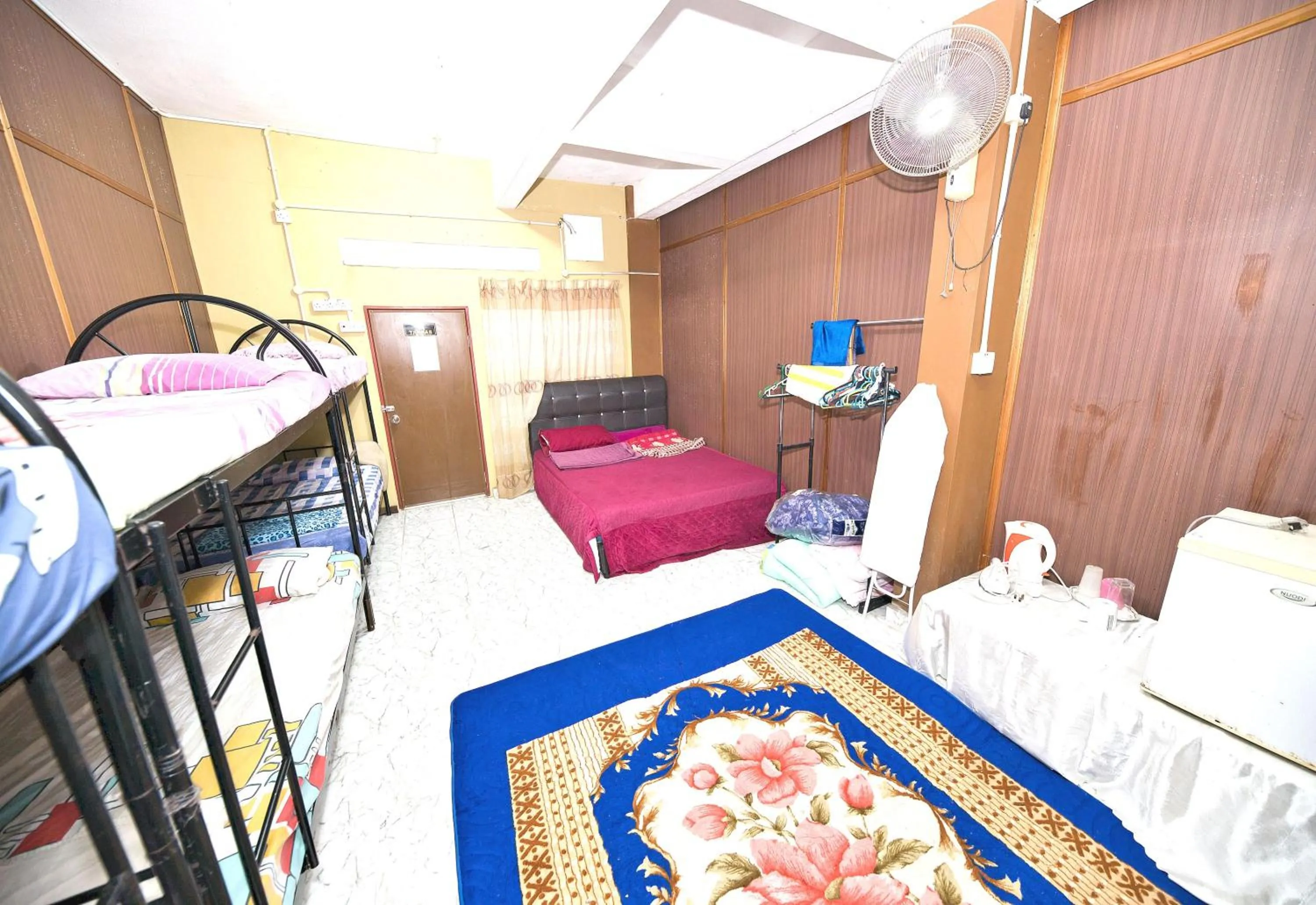 Deluxe Family Room in OYO 90915 Ilham Villa