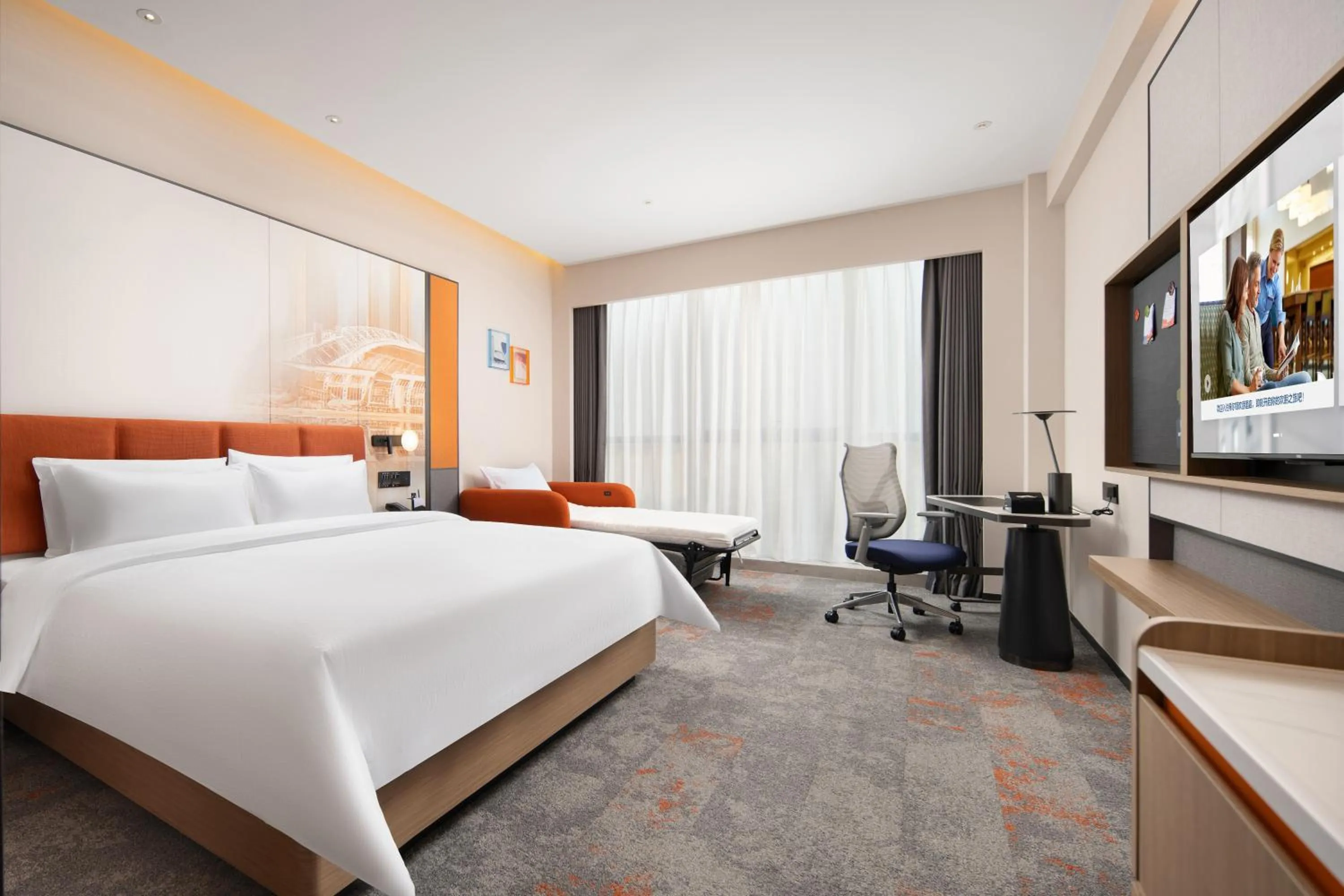 Bedroom, Bed in Hampton by Hilton Guangzhou Renhe Baiyun Airport-Free Shuttle Bus During The Canton Fair