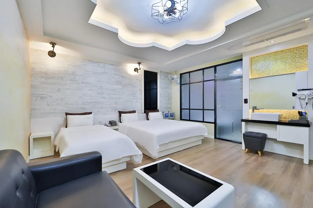 Deluxe Twin Room in G&G Hotel Deluxe Twin Room in G&G Hotel