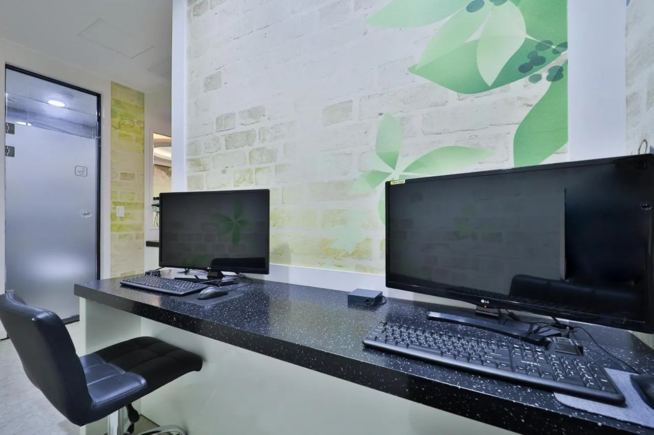 Entertainment in G&G Hotel