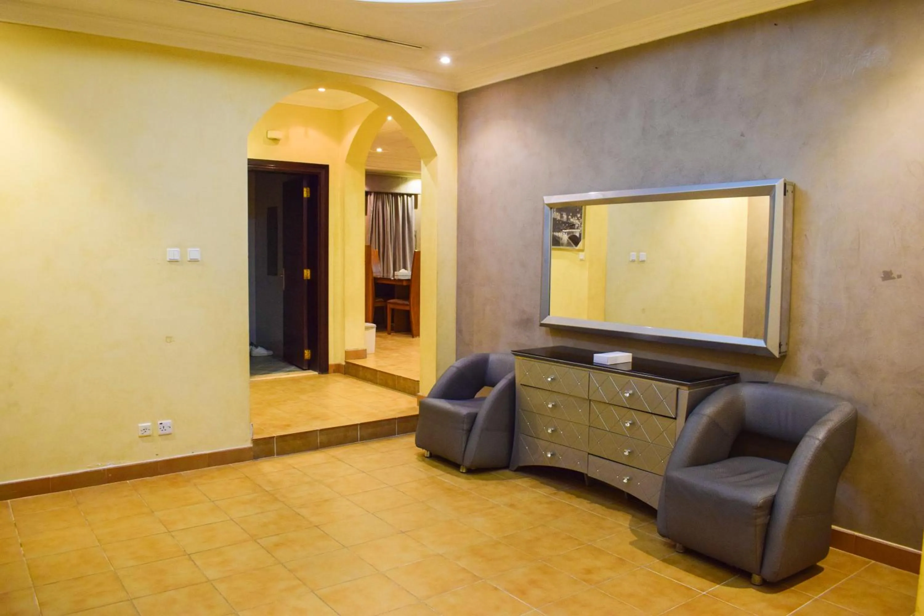 Arjan Qurtuba Served Apartments