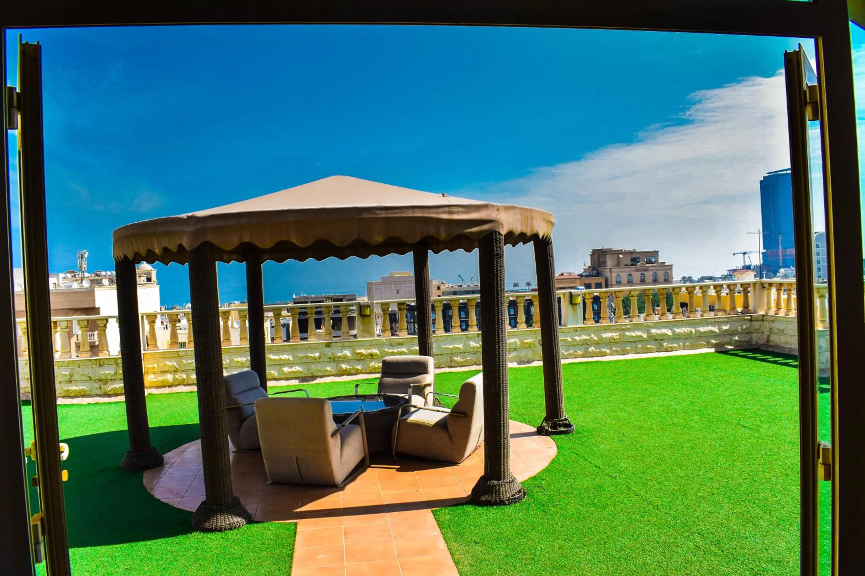 Arjan Qurtuba Served Apartments