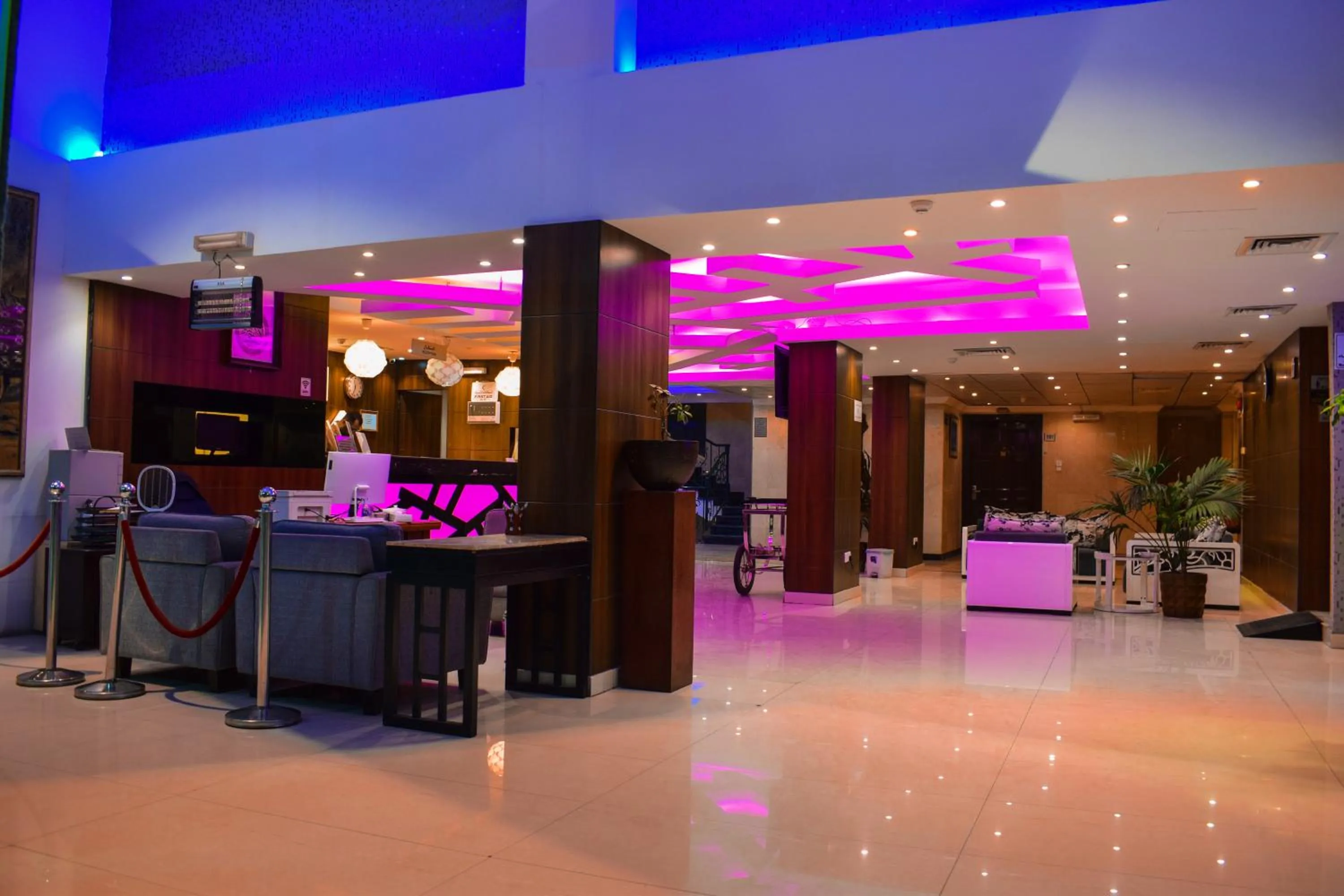 Lobby or reception in Arjan Qurtuba Served Apartments