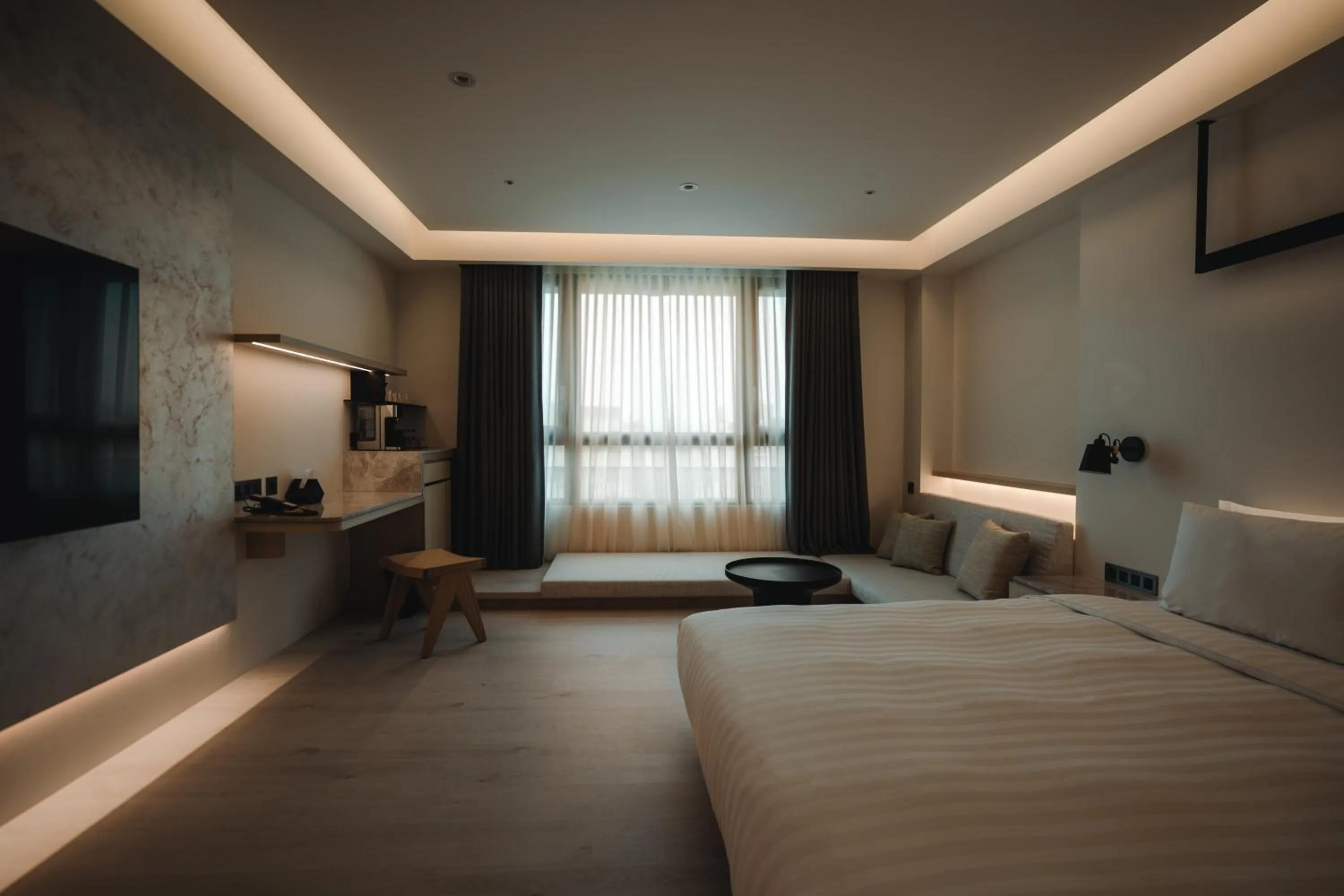 Photo of the whole room, Bed in XIUXI Anping Hotel