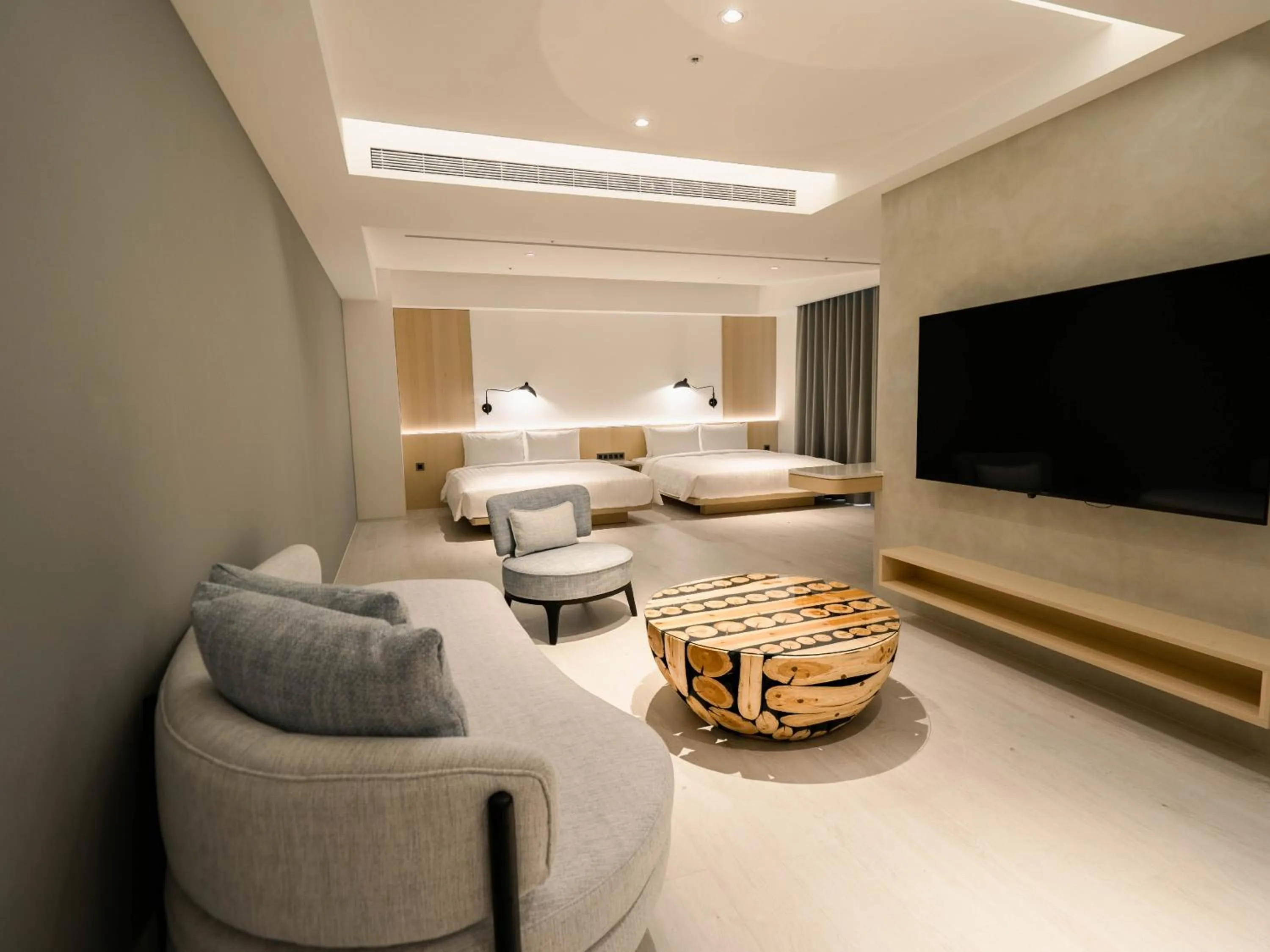 Photo of the whole room, Bed in XIUXI Anping Hotel