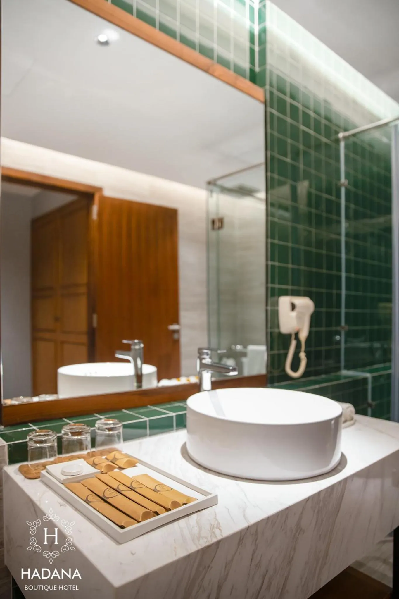 Shower in Hadana Boutique Hotel Danang