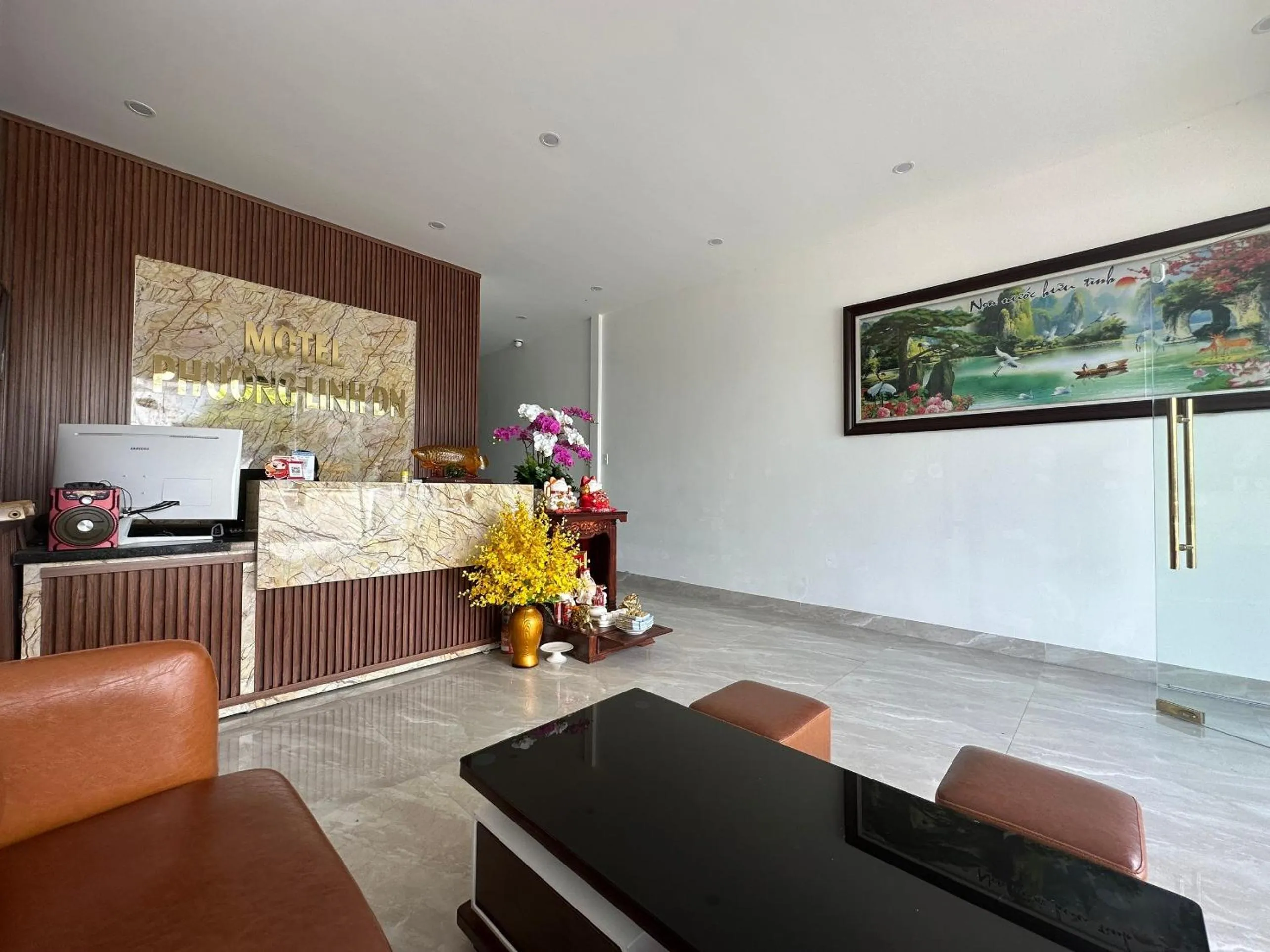 Lobby or reception in Motel Phuong Linh