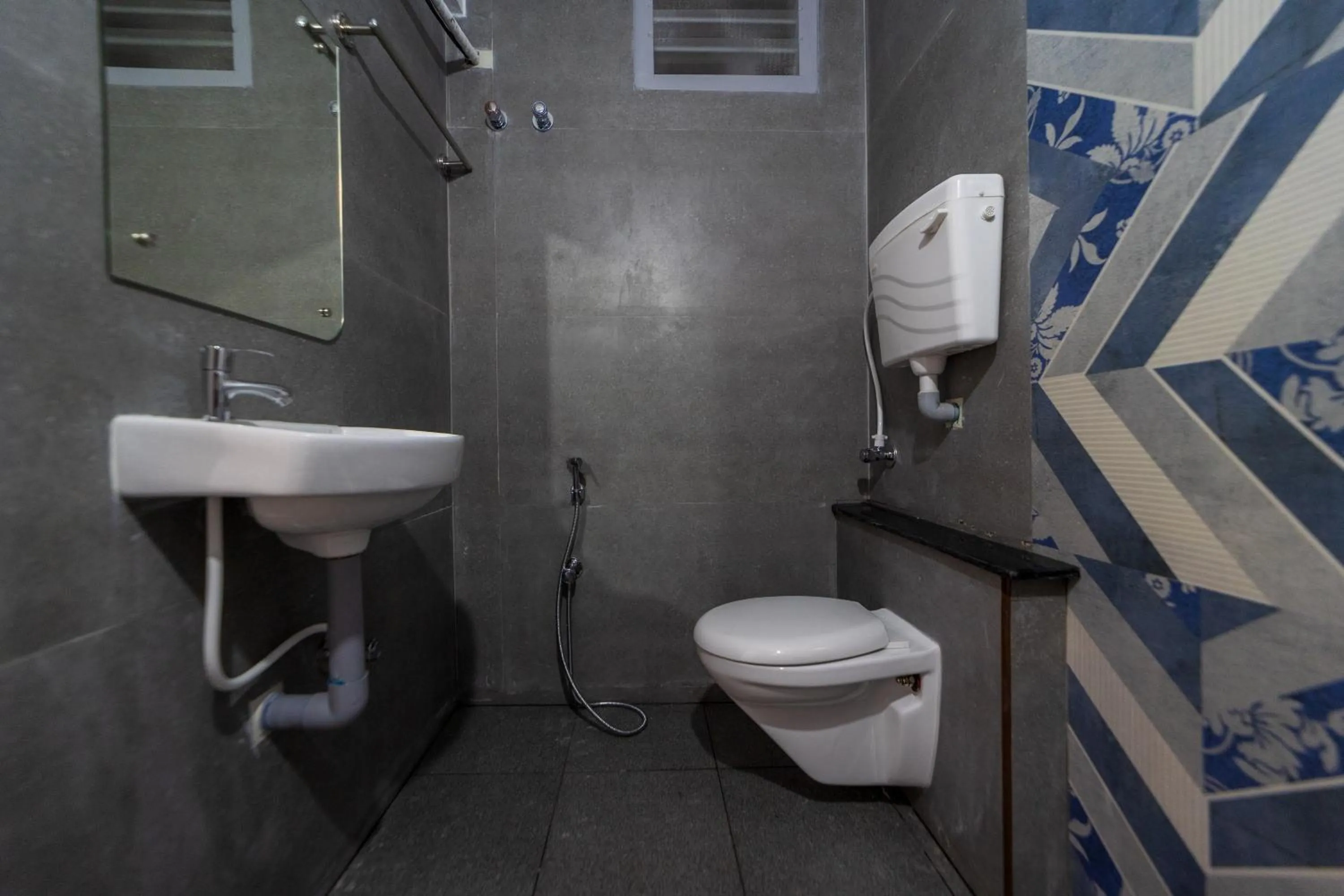 Shower in Bonne Chance Heritage Residence