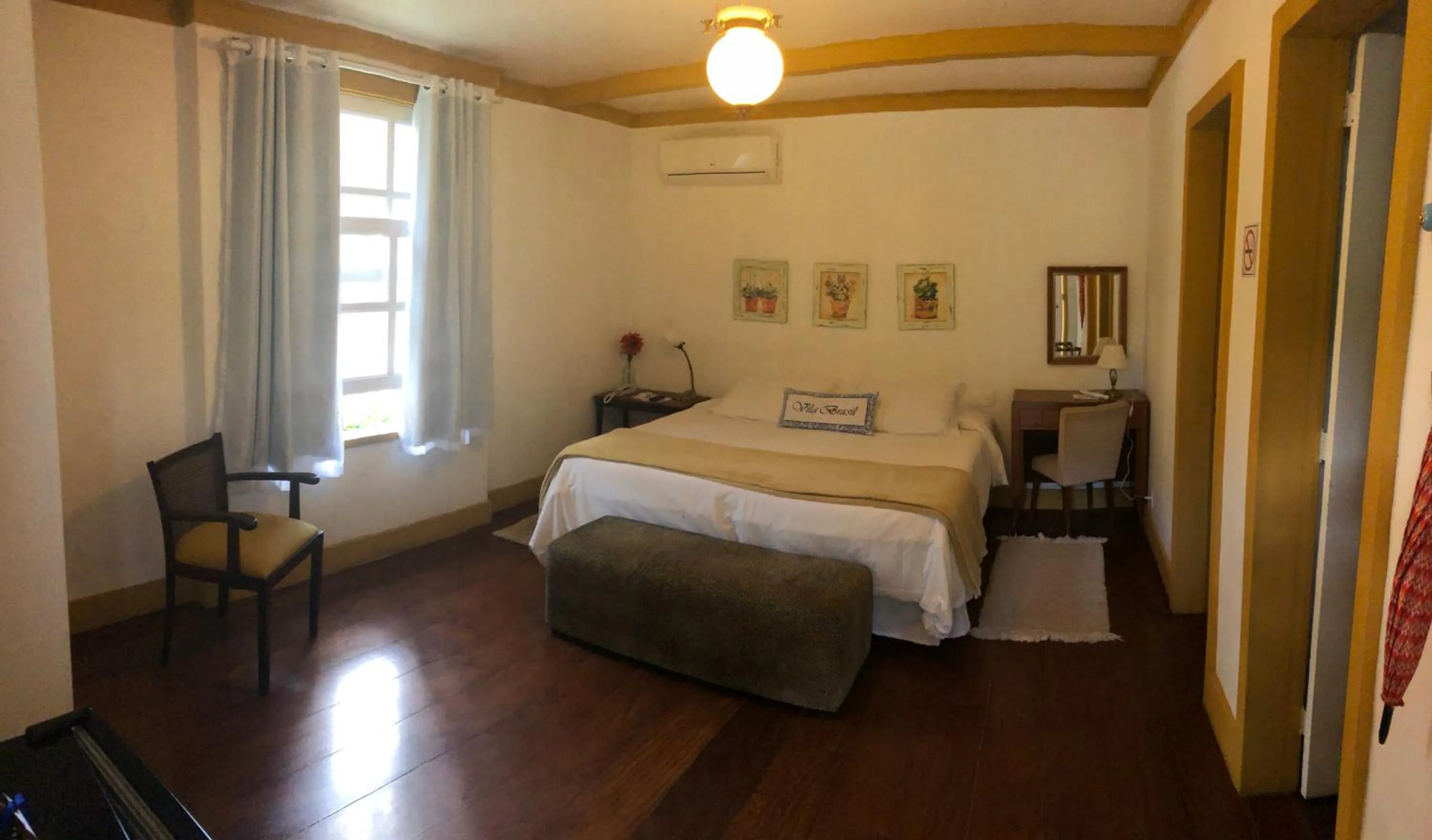 Photo of the whole room, Bed in Pousada Vila Brasil