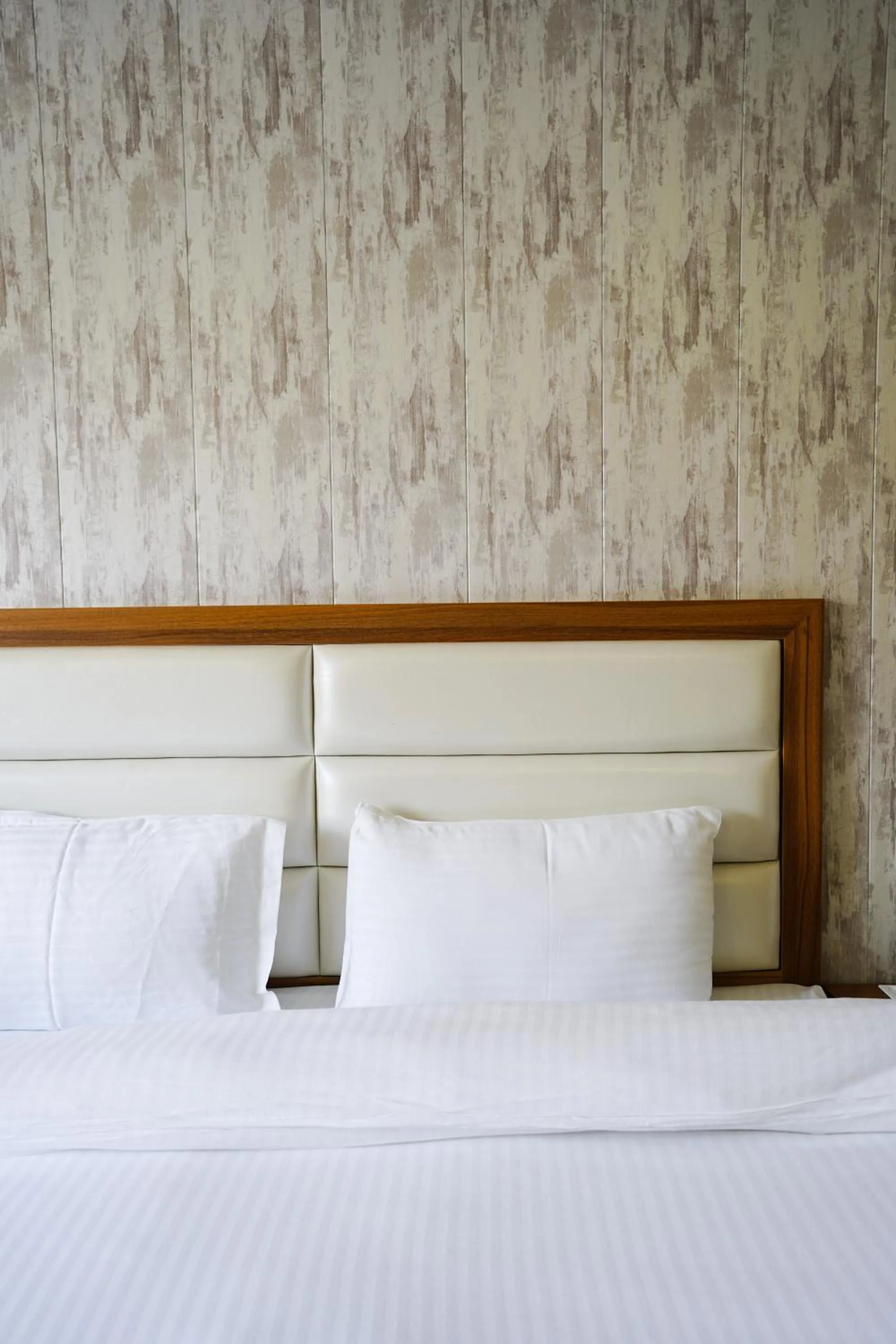 Bedroom, Bed in Hotel Northwind Mohali