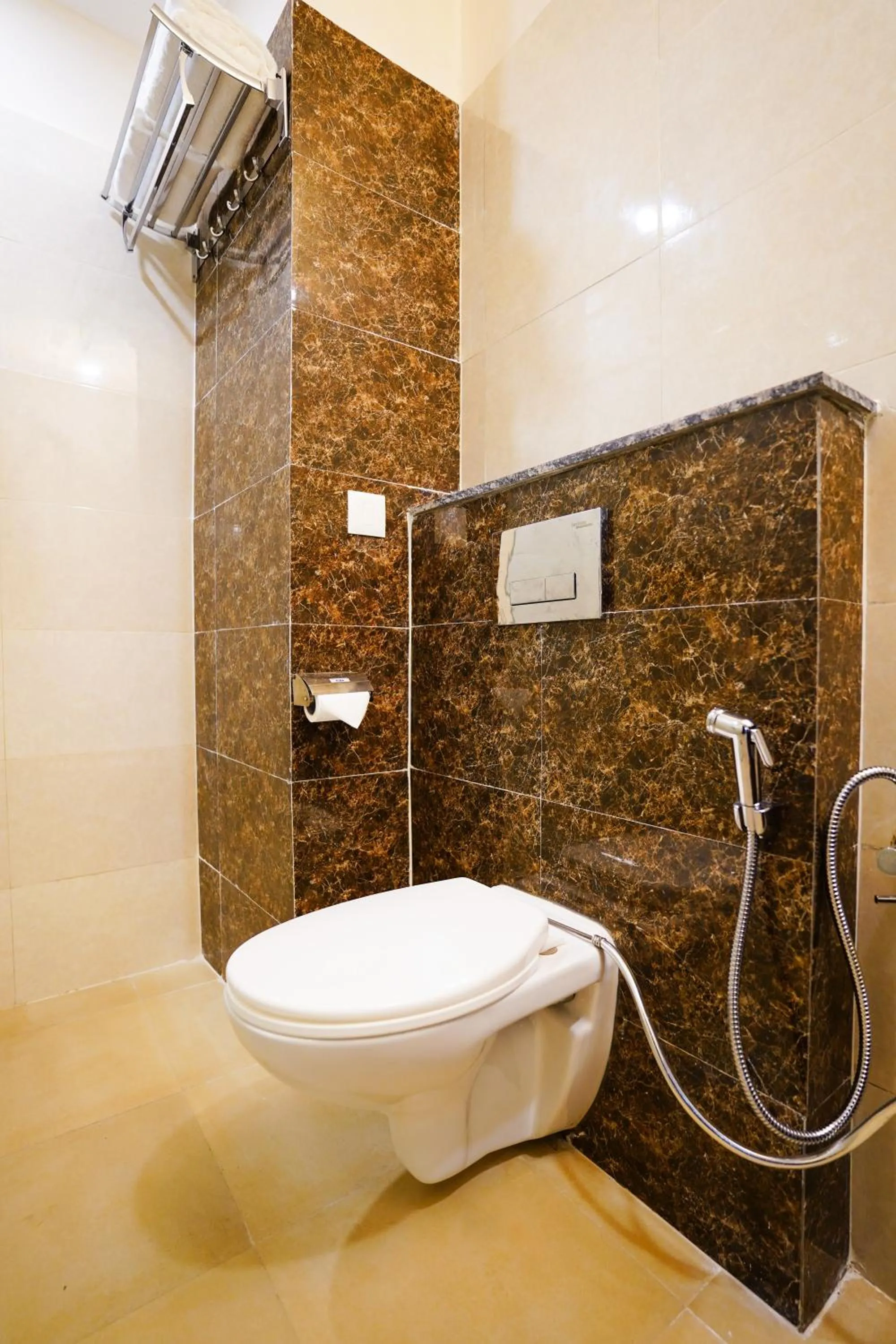 Toilet in Hotel Northwind Mohali