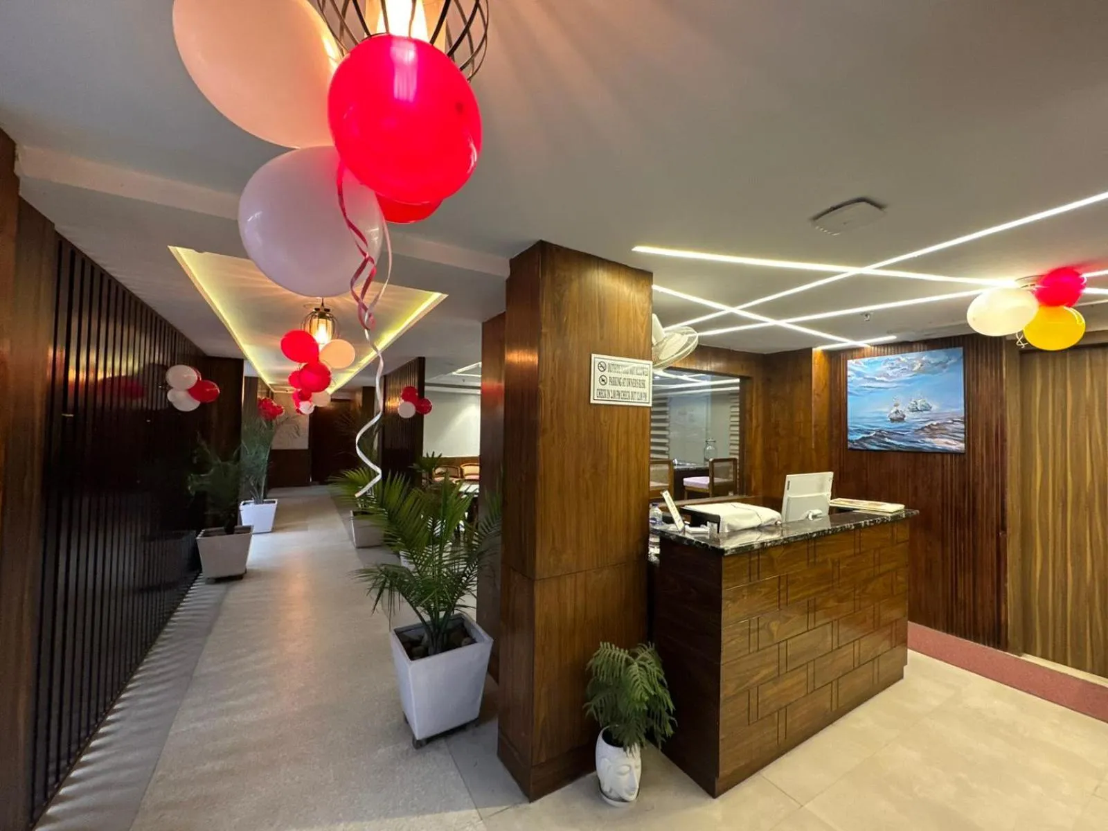 Lobby or reception in Hotel Northwind Mohali