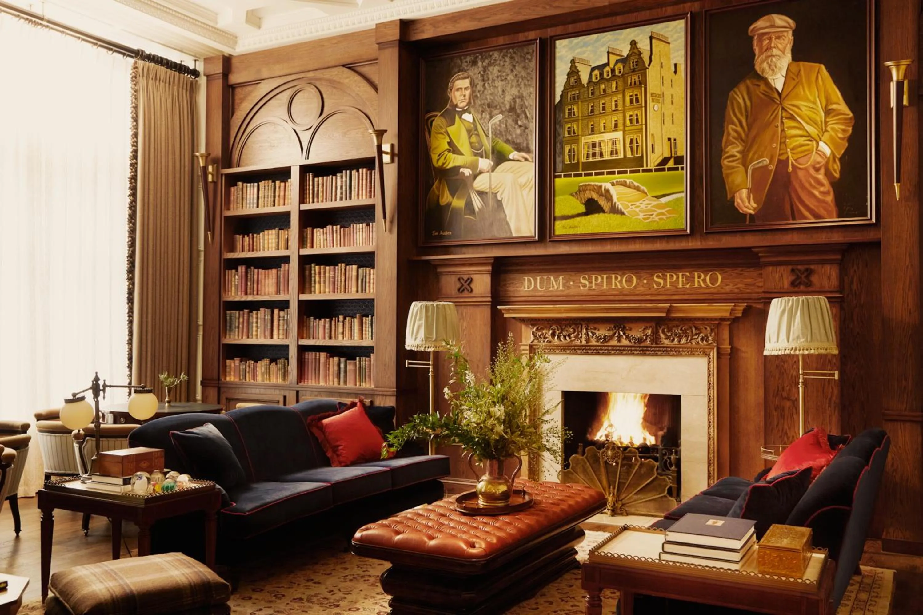 Communal lounge/ TV room in Rusacks St Andrews