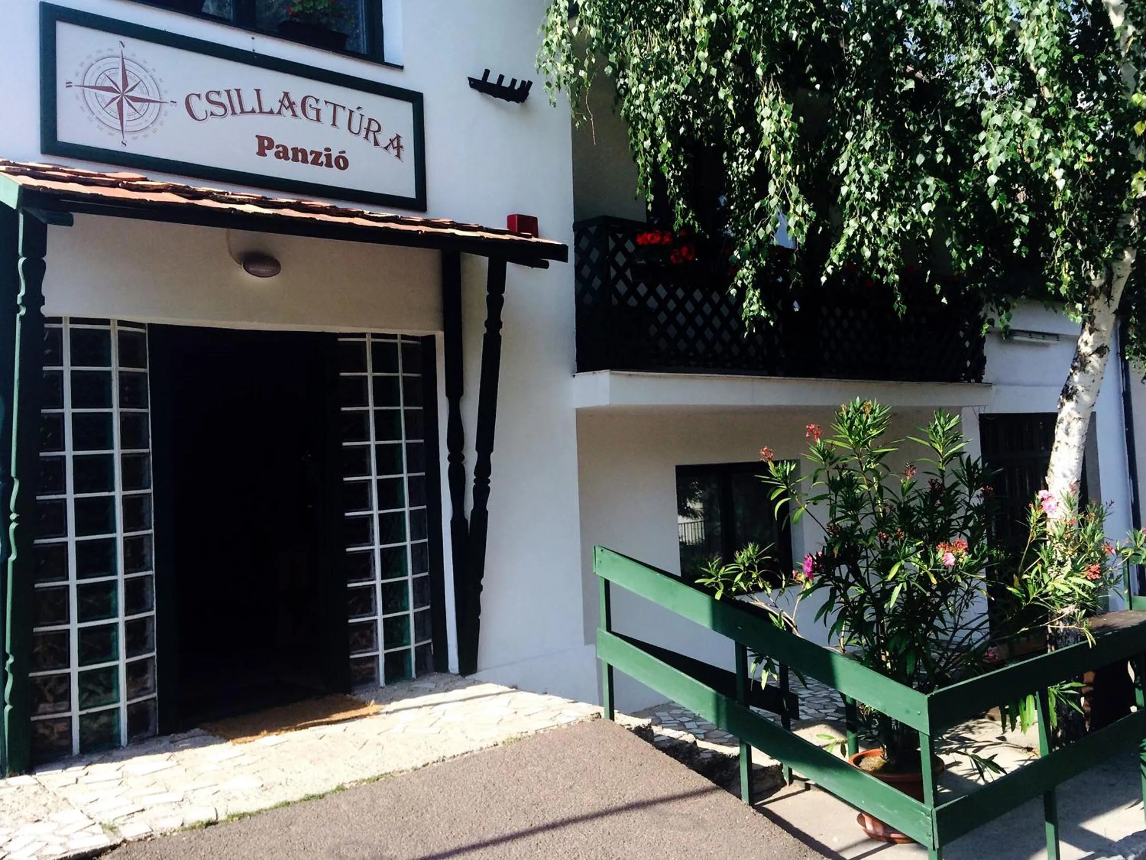 Facade/entrance in Csillagtúra Panzió