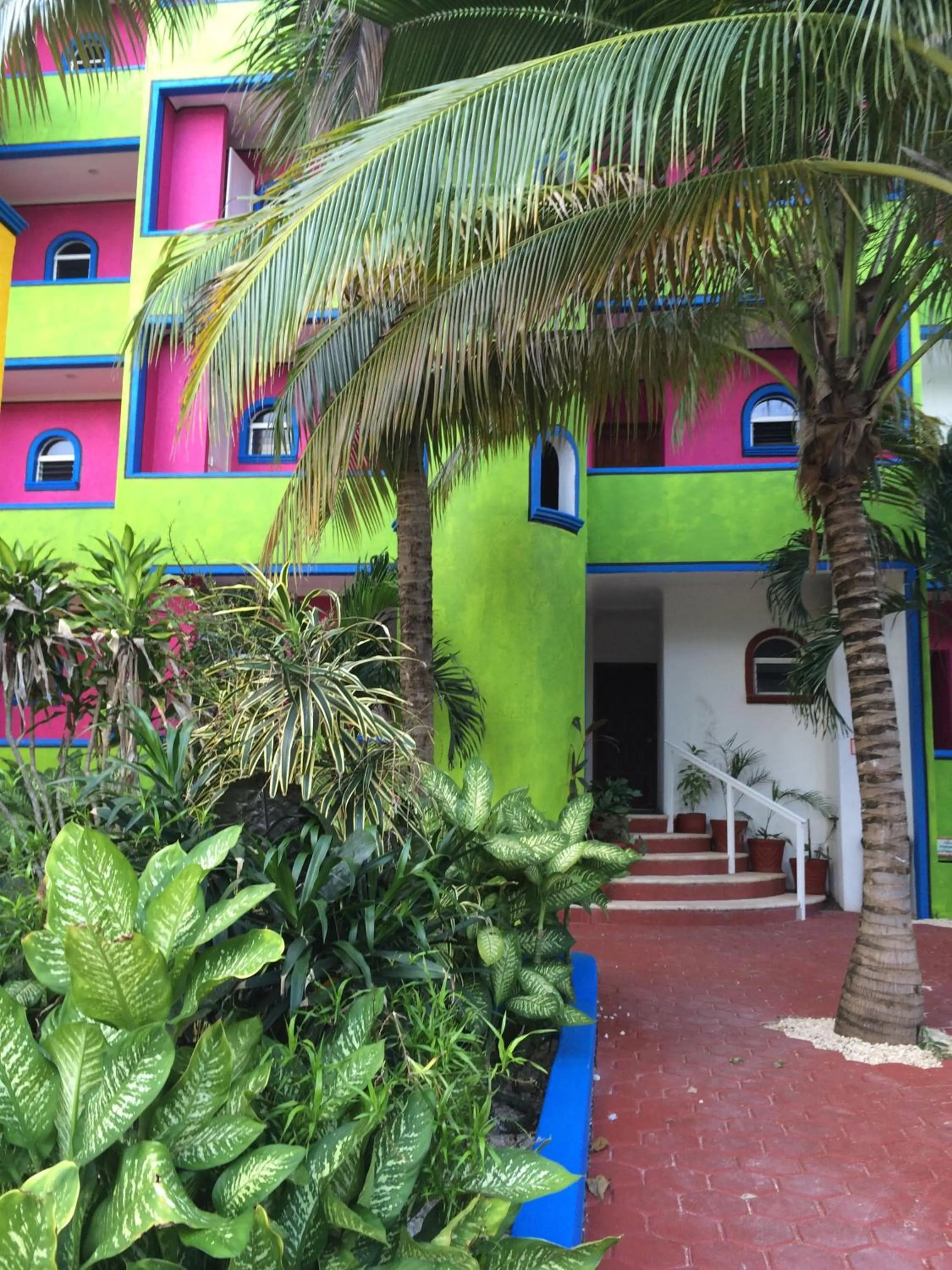 Street view in Del Sol Beachfront