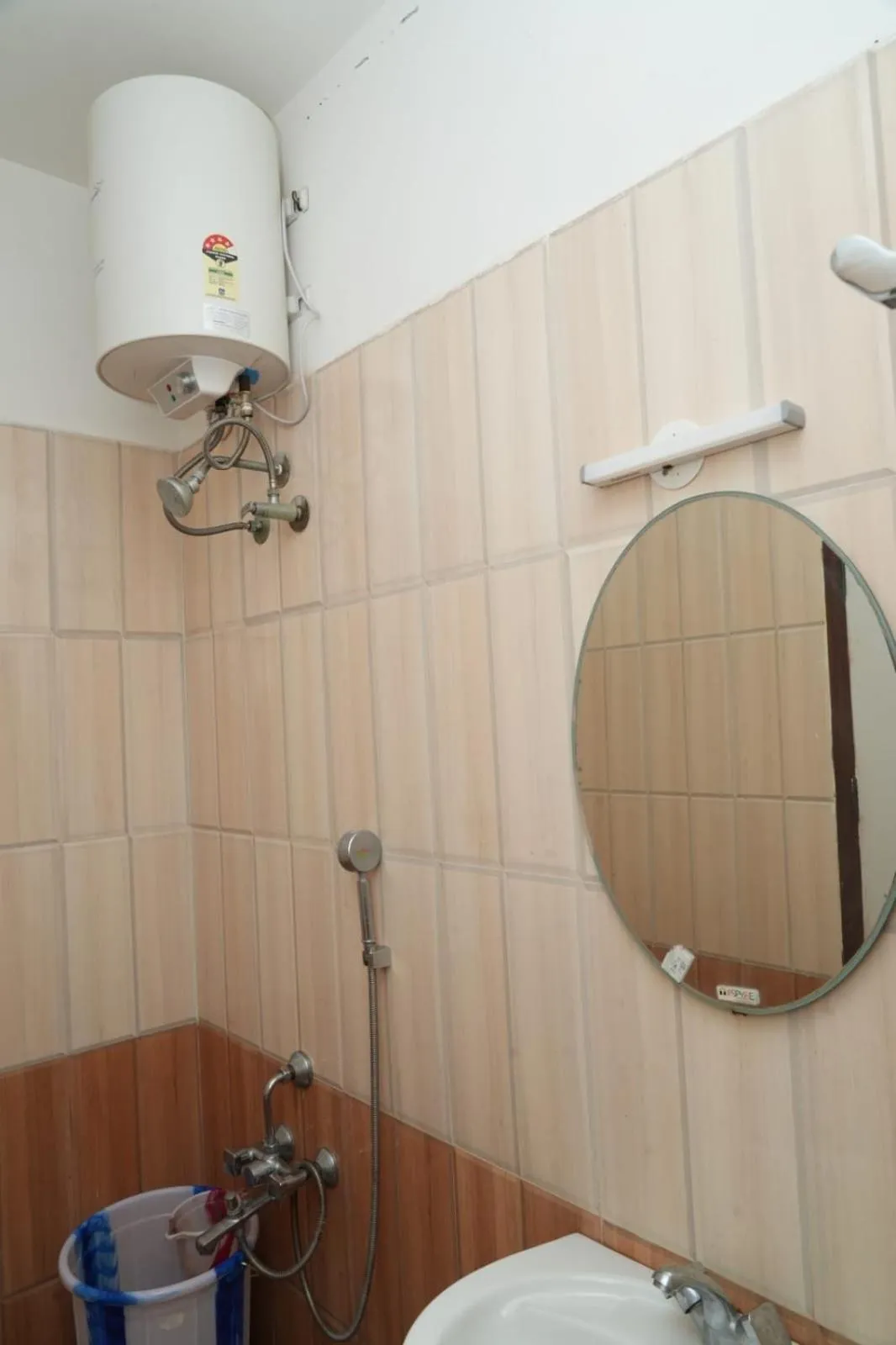 Vetrivel International by Brown Tree Resorts