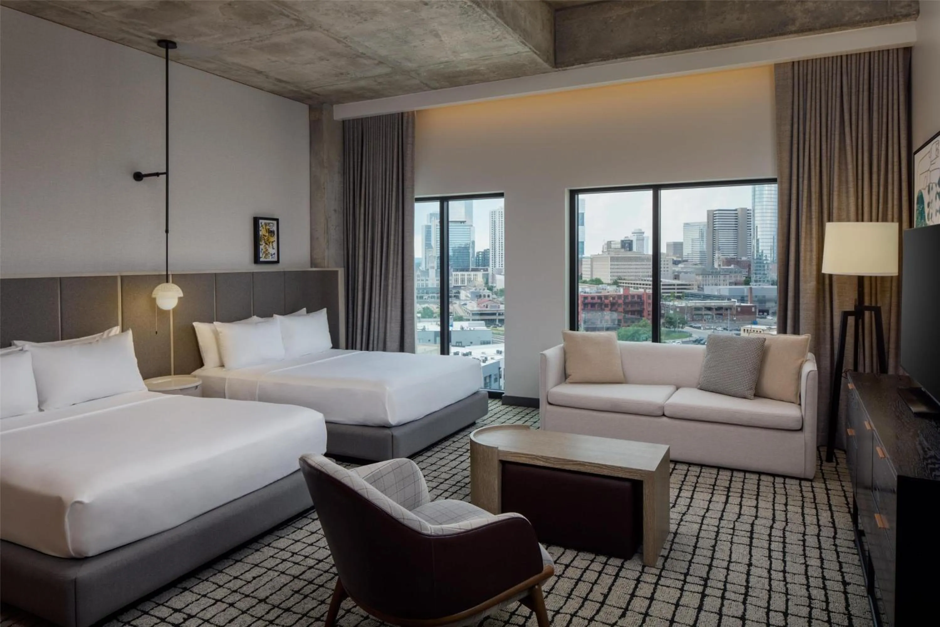 Living room, Bed in Homewood Suites By Hilton Nashville Downtown The Gulch