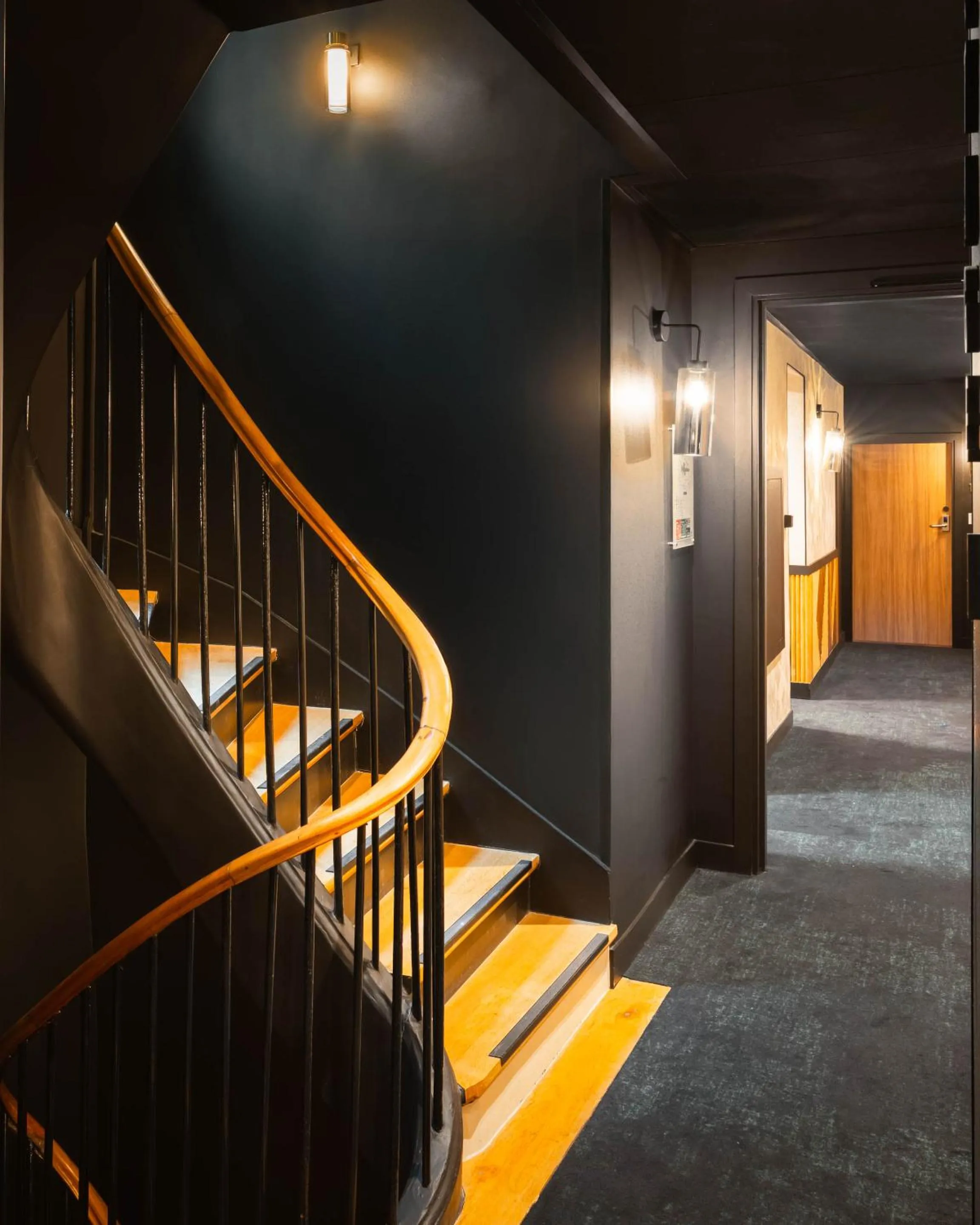 Property building in Limehome Paris Montmartre