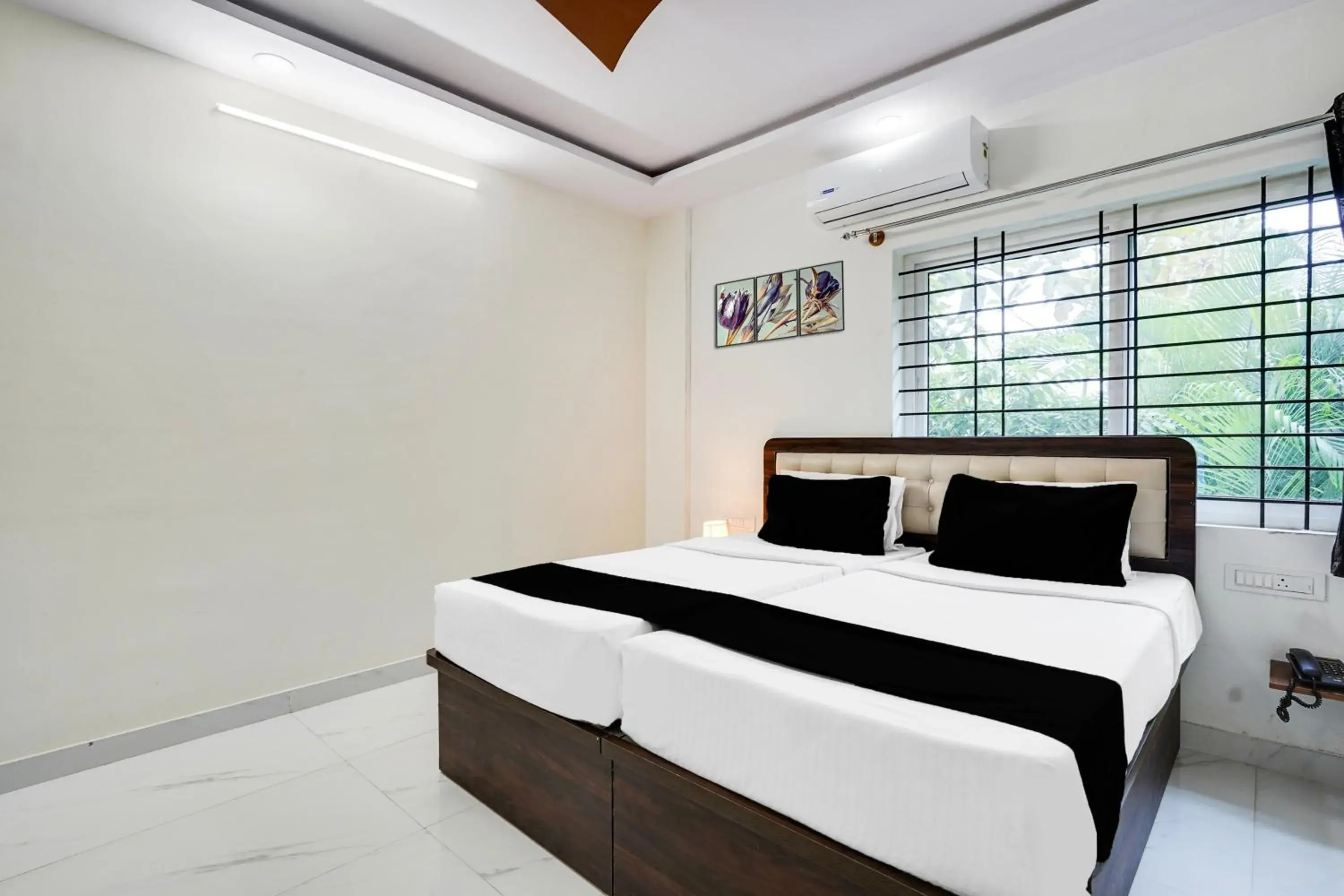Standard Double Room - single occupancy in Super Townhouse Bidadi Formerly Royal Garuda Standard Double Room - single occupancy in Super Townhouse Bidadi Formerly Royal Garuda