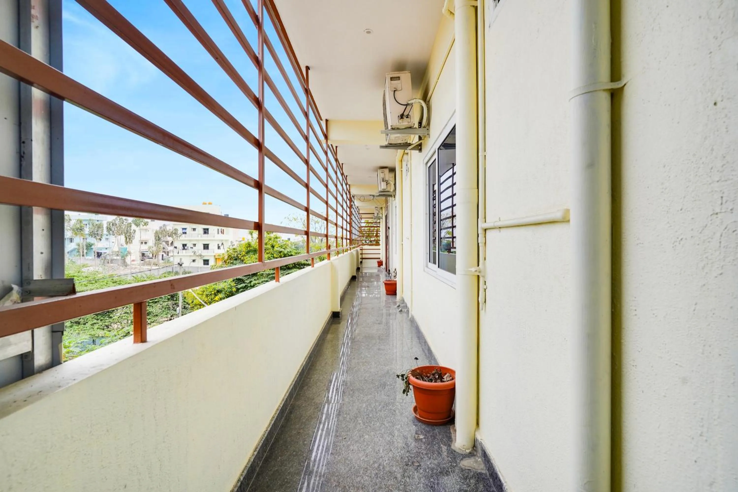 Lobby or reception in Super Townhouse Bidadi Formerly Royal Garuda