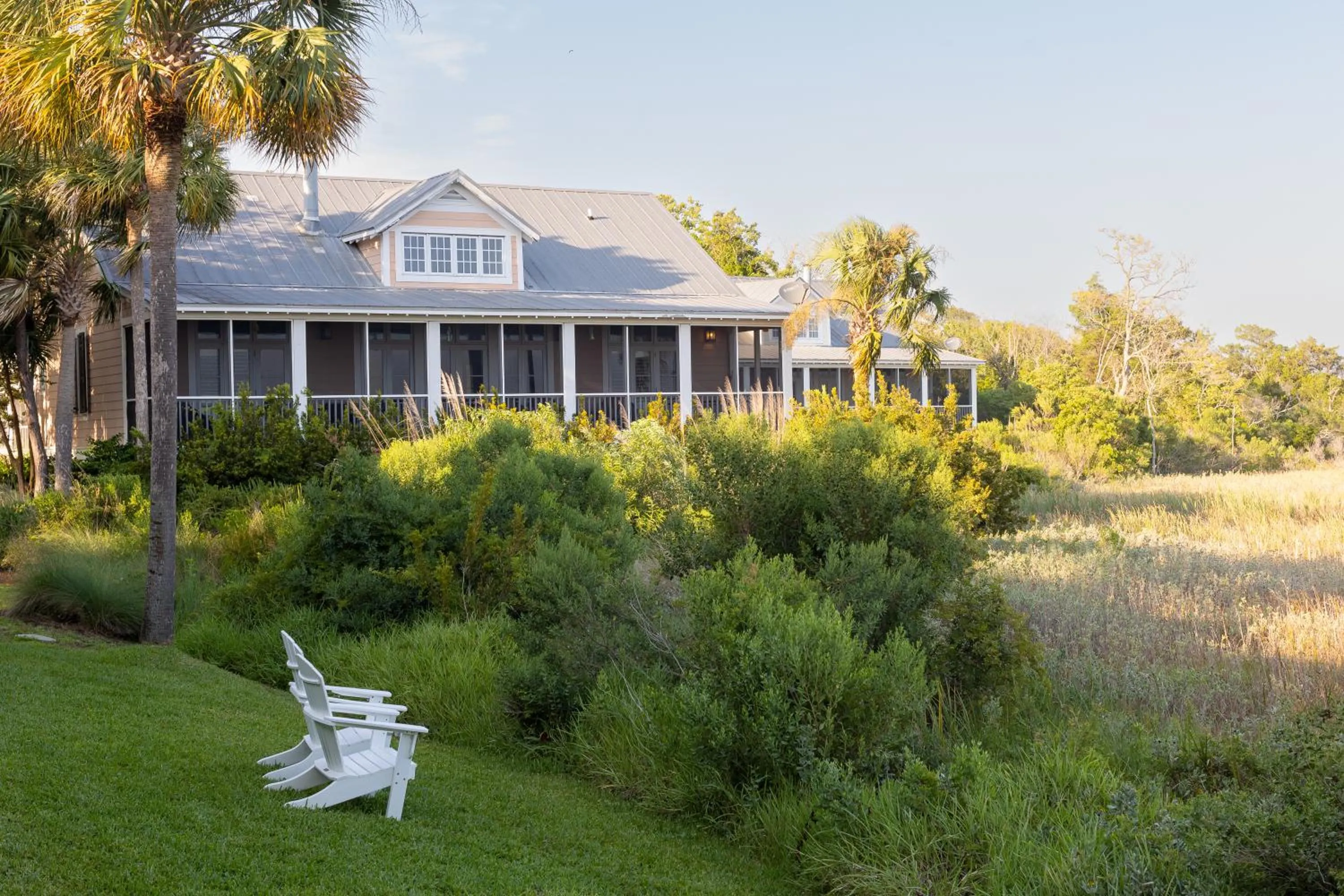 Property building in The Cottages on Charleston Harbor