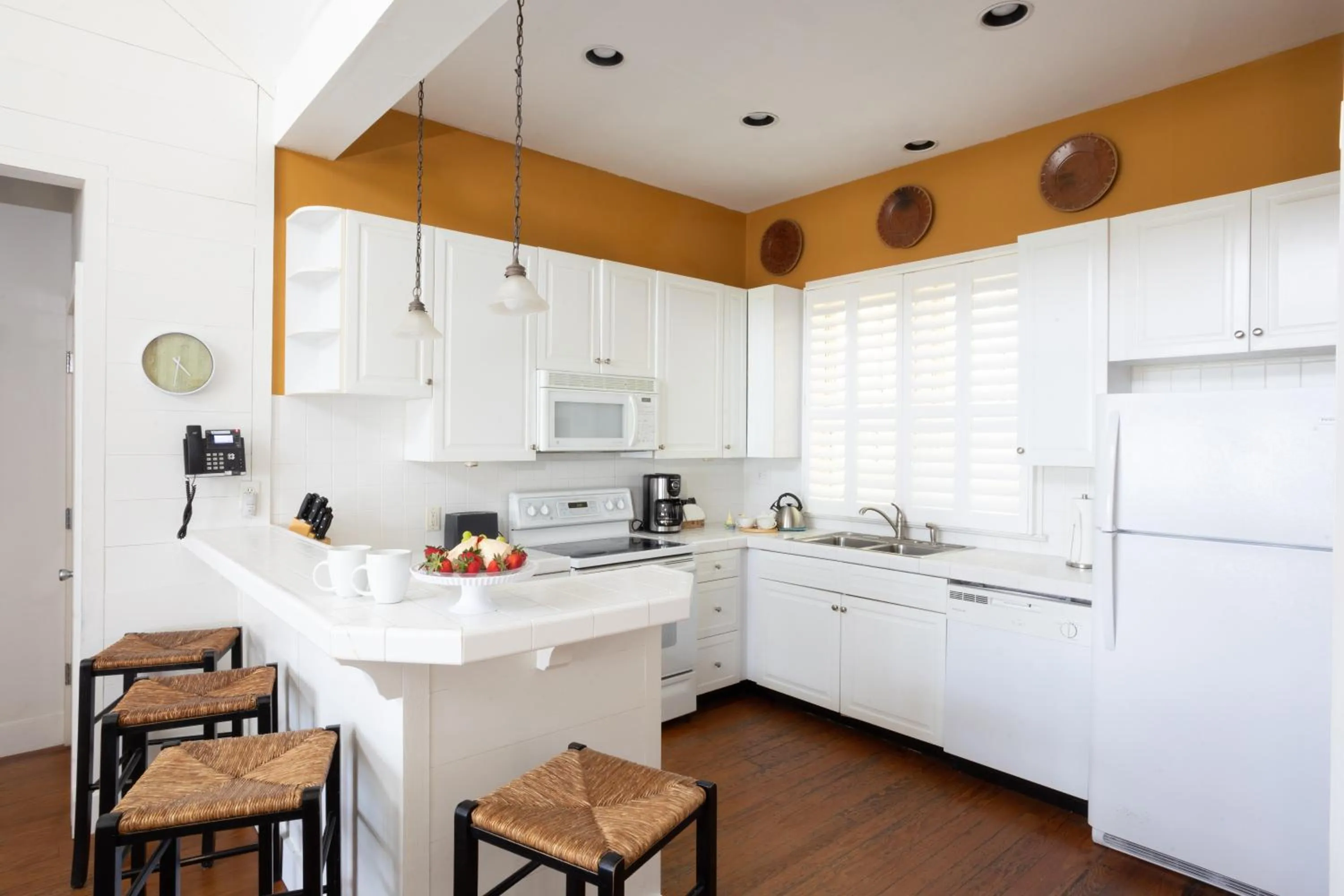 kitchen in The Cottages on Charleston Harbor