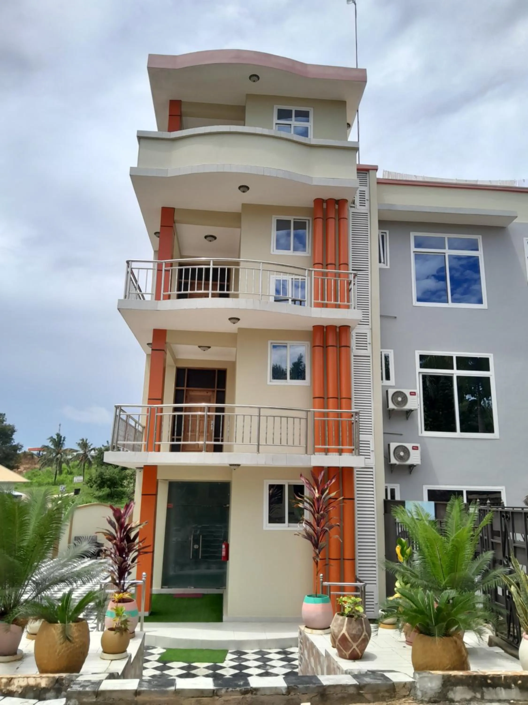 Property building in WILIVINA HOTEL