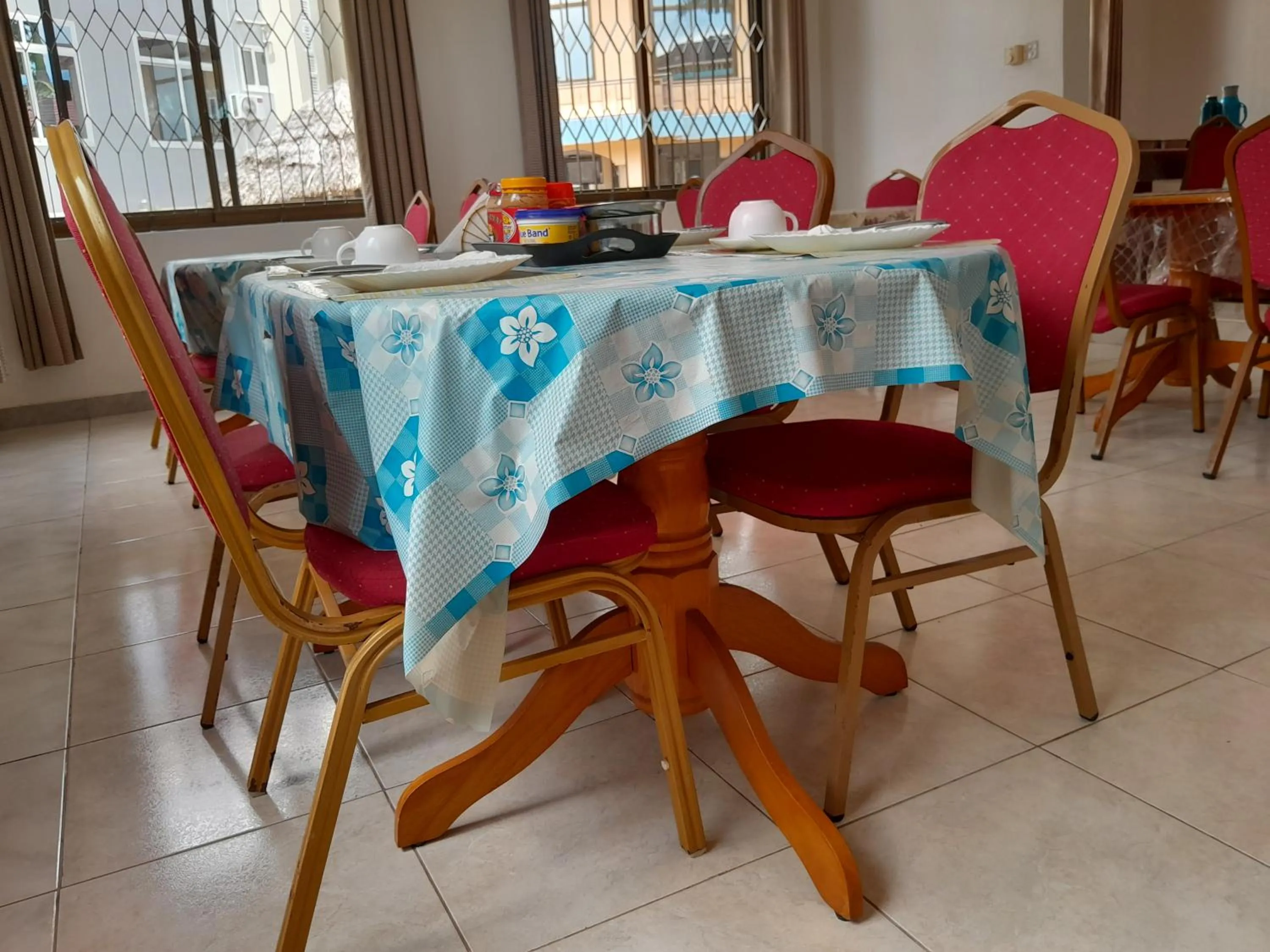 Restaurant/places to eat in WILIVINA HOTEL