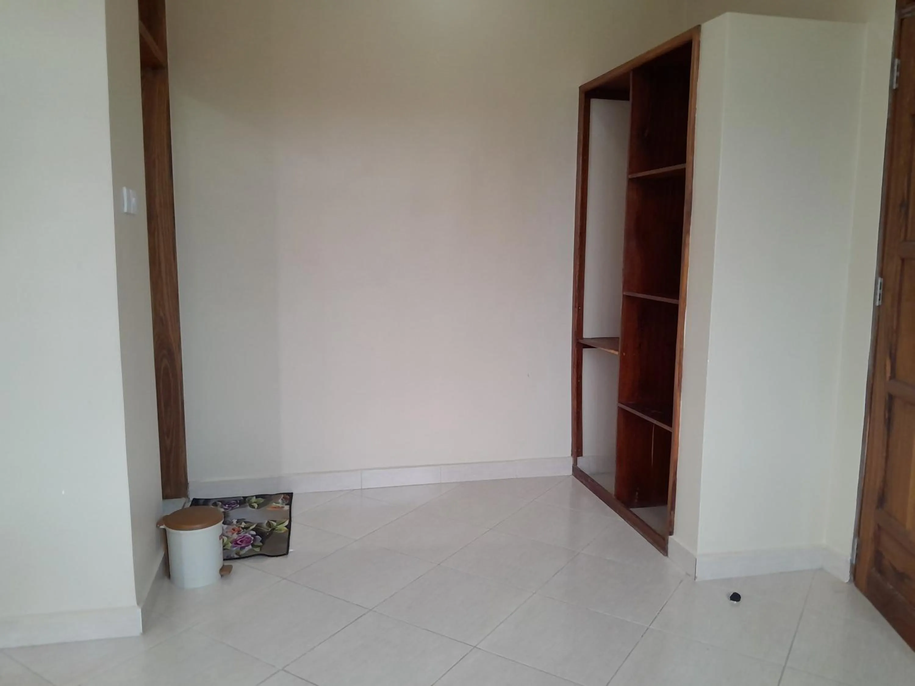 wardrobe in WILIVINA HOTEL