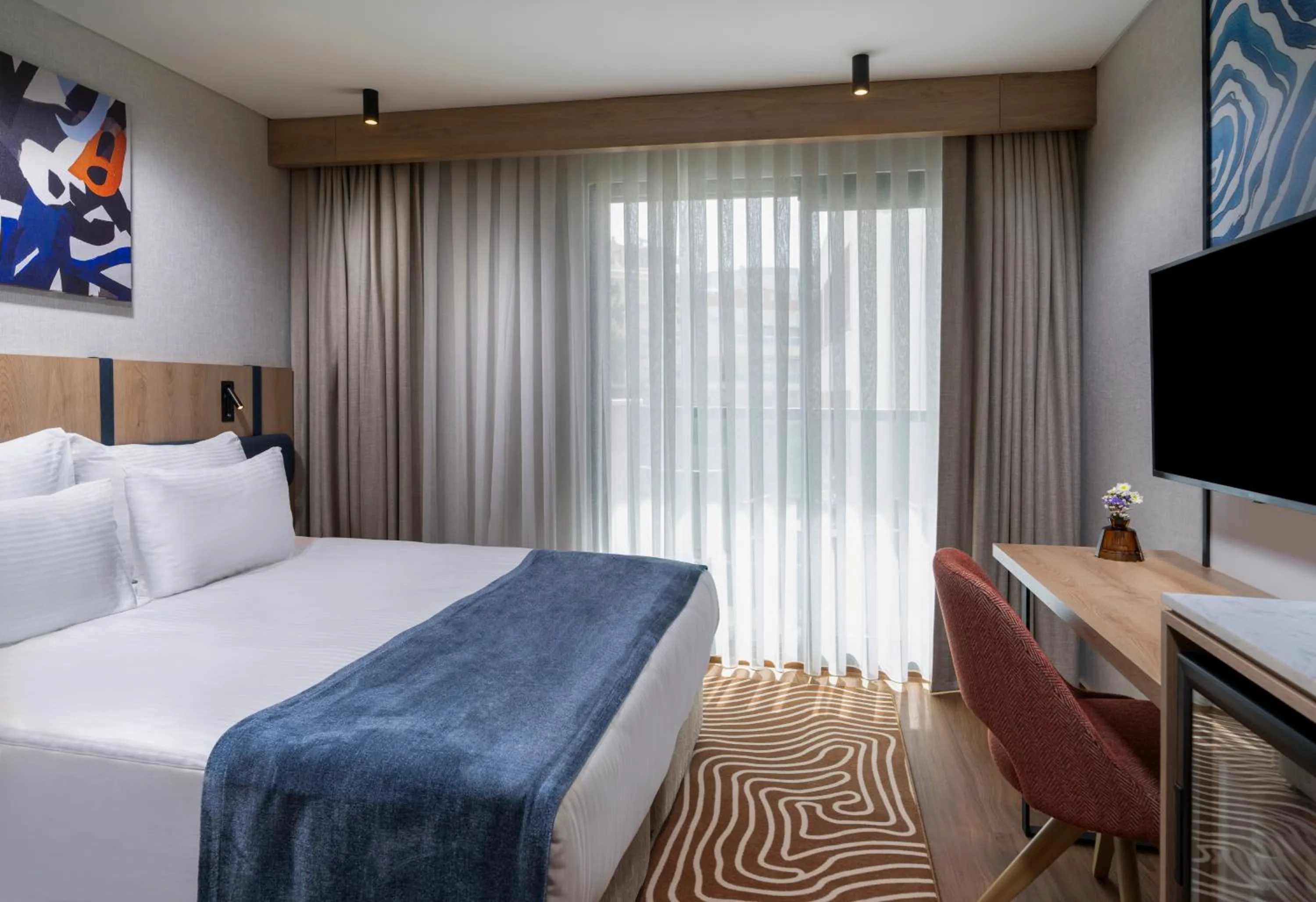 Photo of the whole room, Bed in Elite World Kuşadası