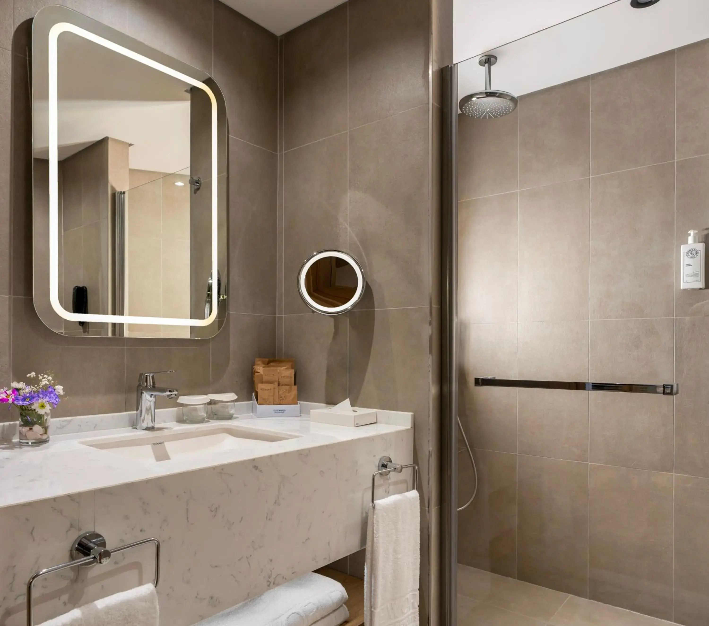 Suite with Queen Size Bed, Sea View in Elite World Kuşadası Suite with Queen Size Bed, Sea View in Elite World Kuşadası