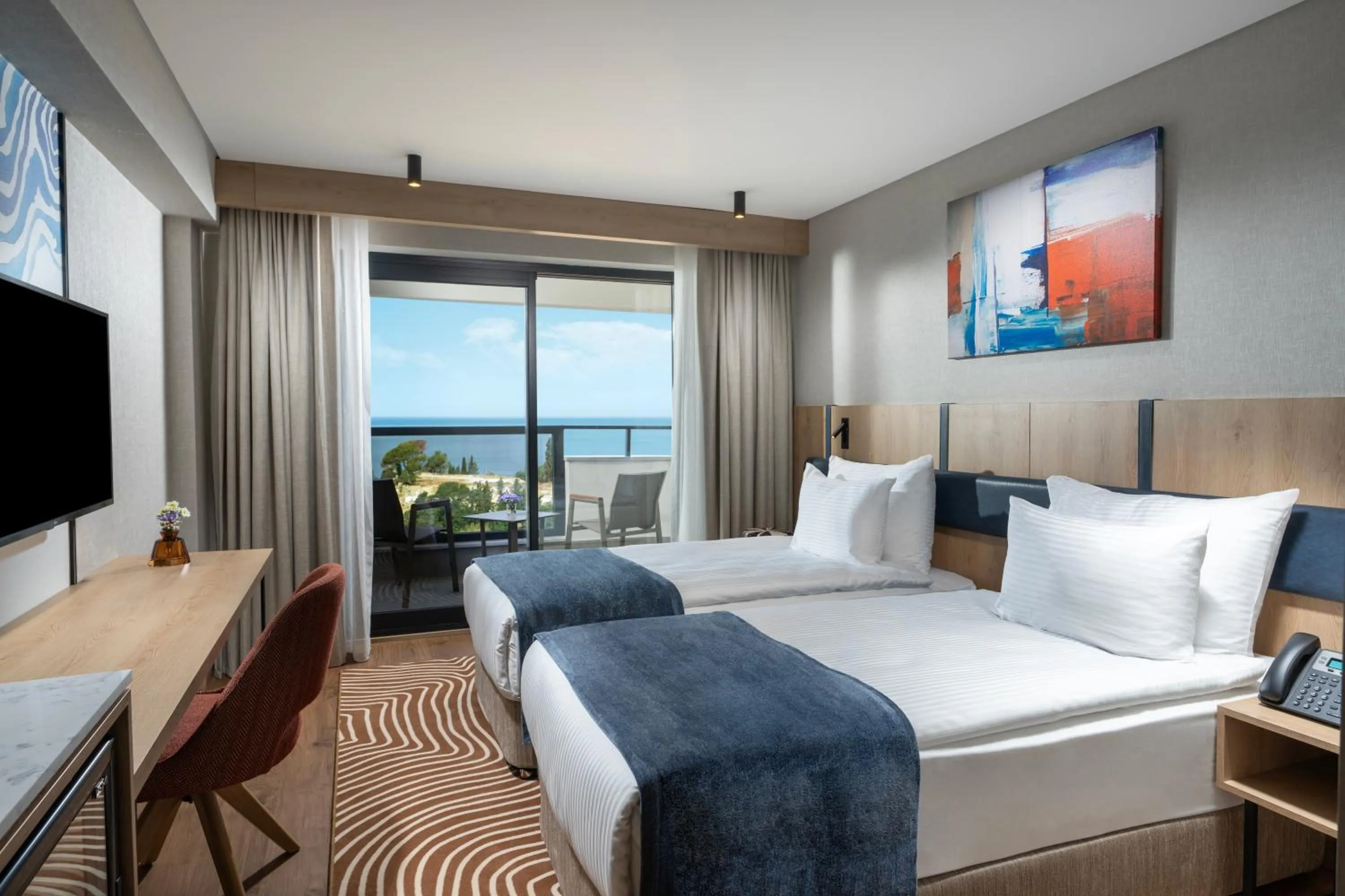 Photo of the whole room, Bed in Elite World Kuşadası