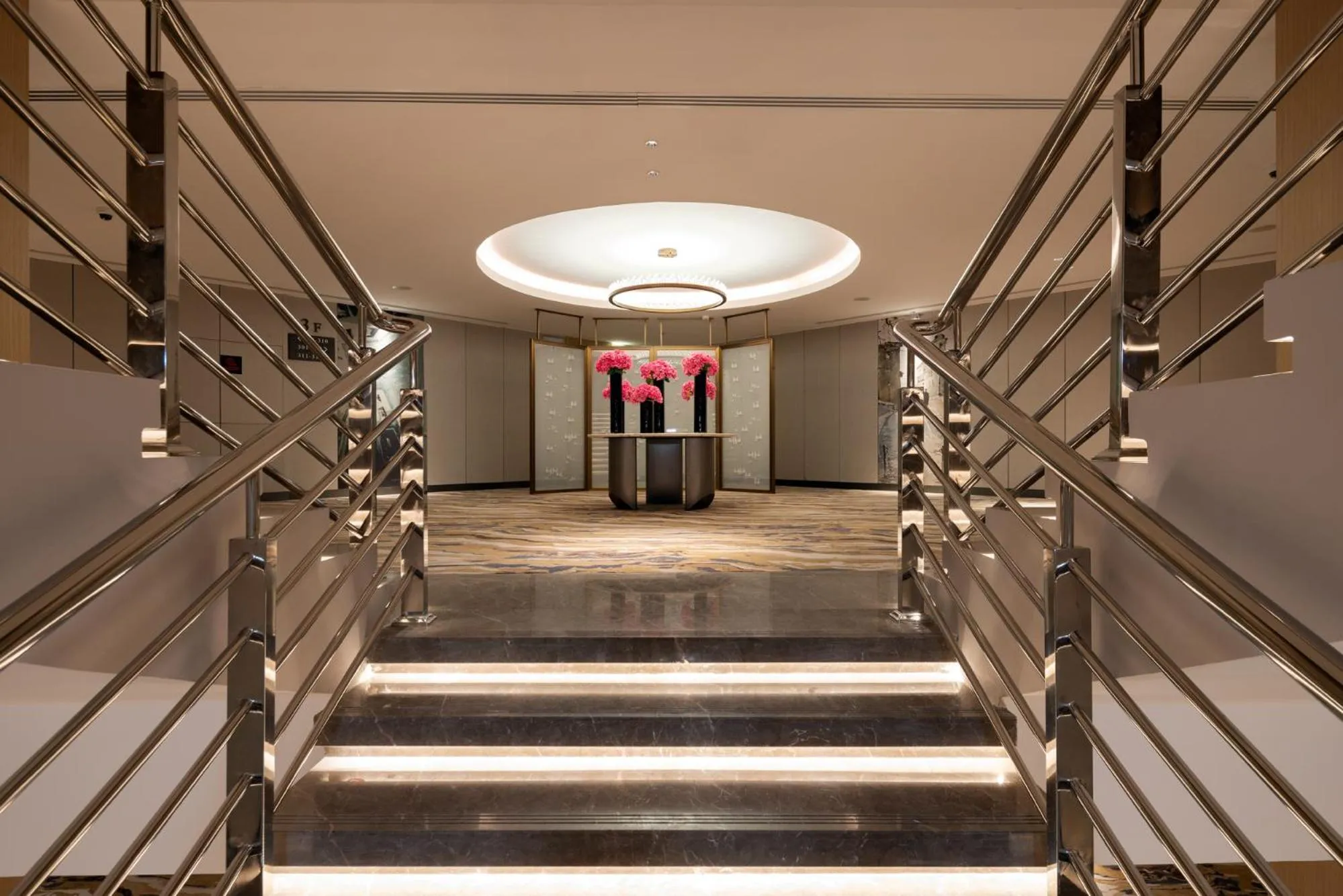 elevator in Boudl Al Rawdah