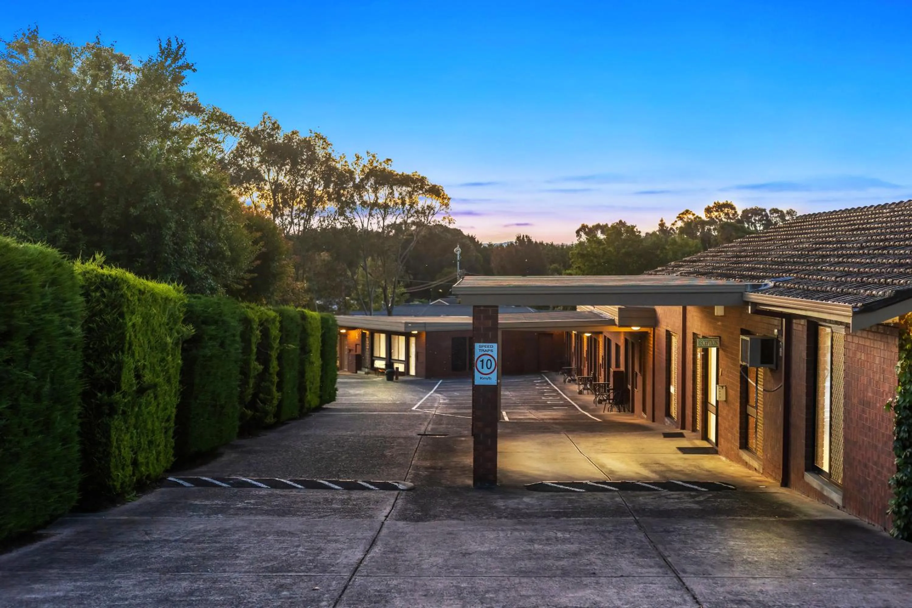 Property building in Healesville Motor Inn