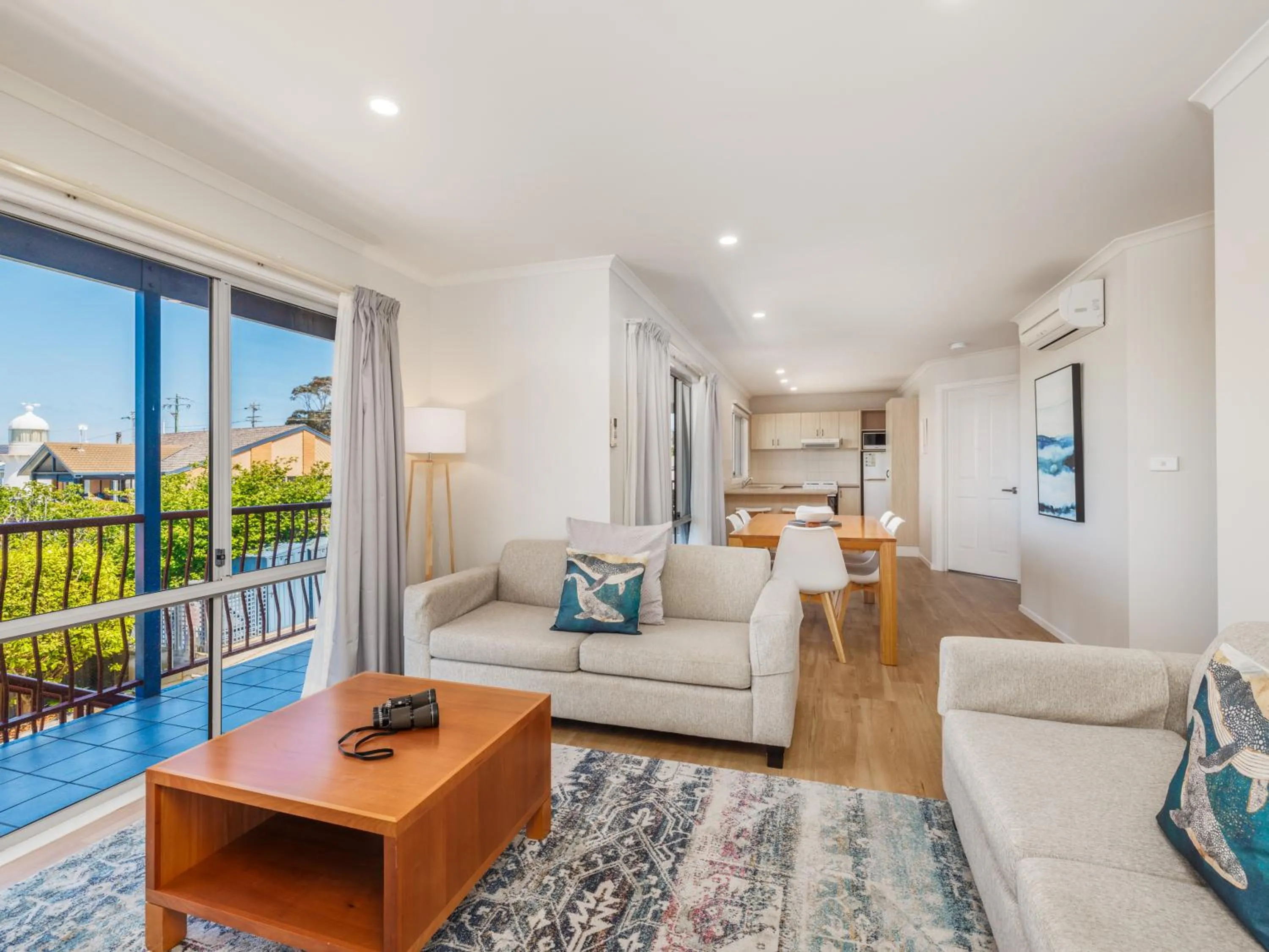 Heritage House Motel & Units