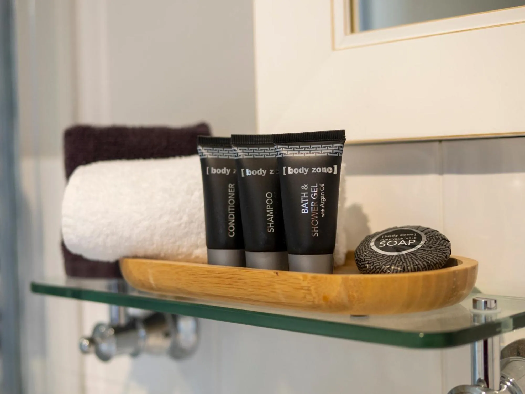 Heritage House Motel & Units