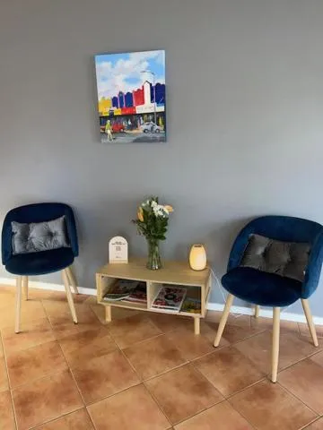 Lobby or reception in Dalby Manor Motor Inn