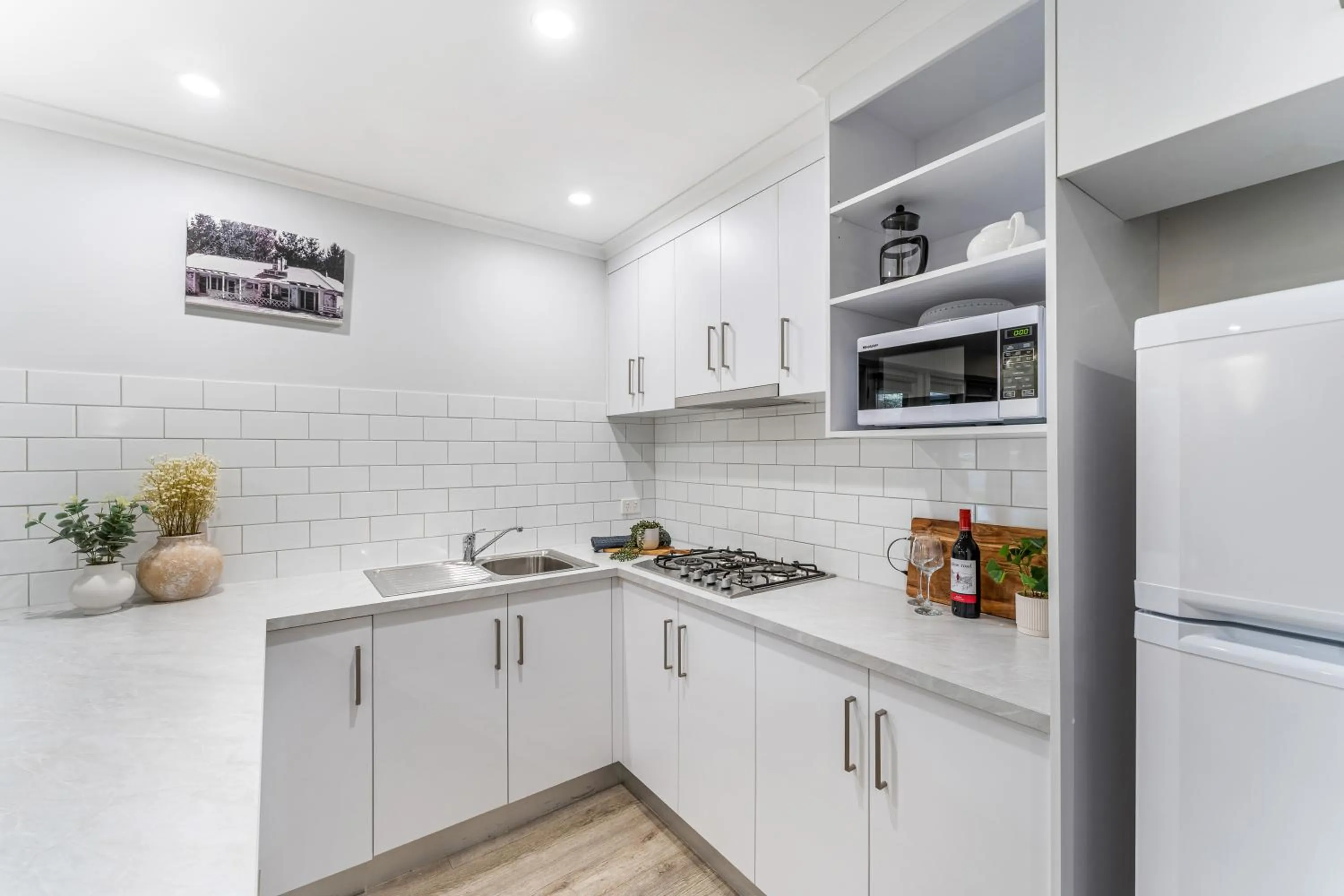 Kitchen or kitchenette in BIG4 Tasman Holiday Parks - Bright