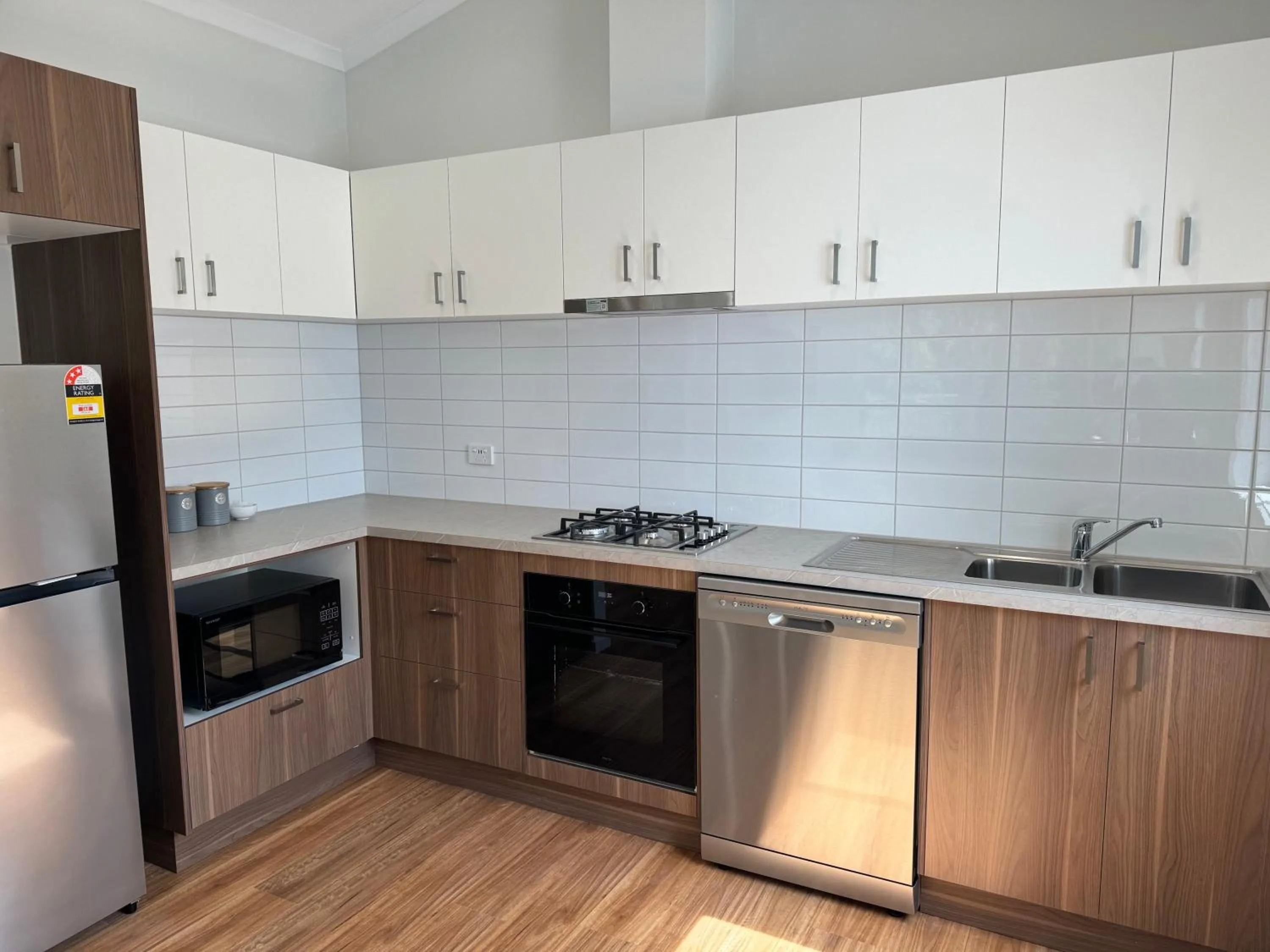 Kitchen or kitchenette in BIG4 Tasman Holiday Parks - Bright